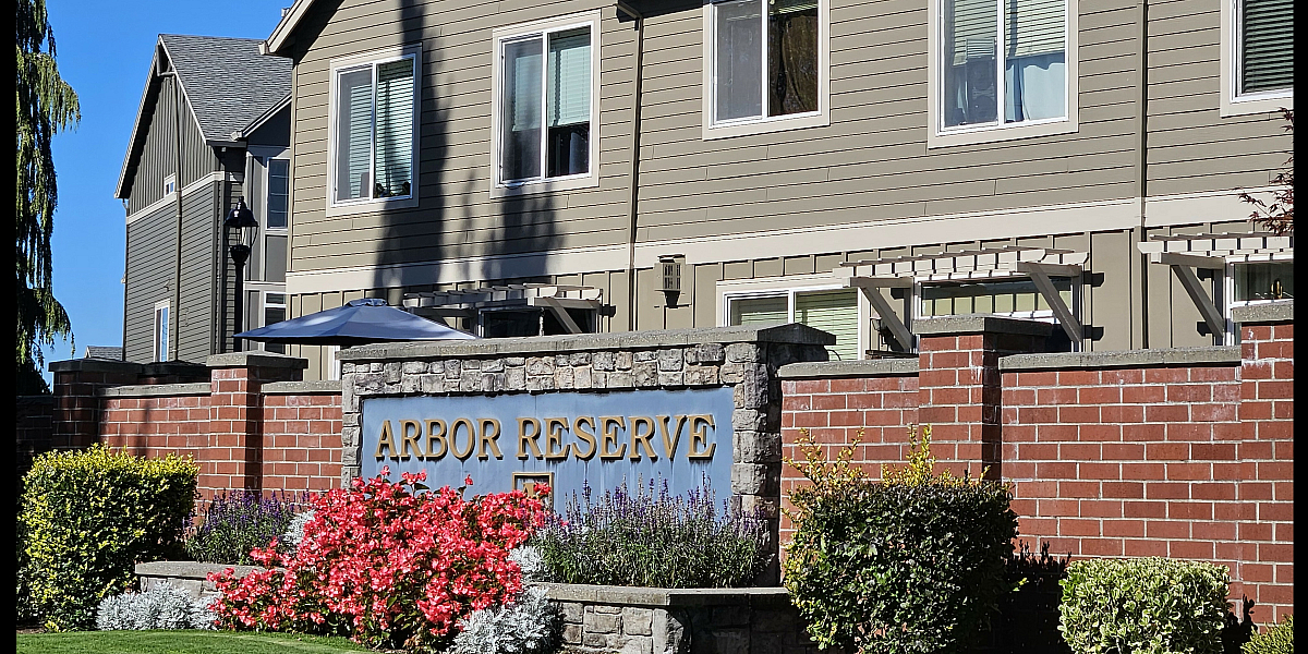 Newporter Apartments - Beaverton Oregon