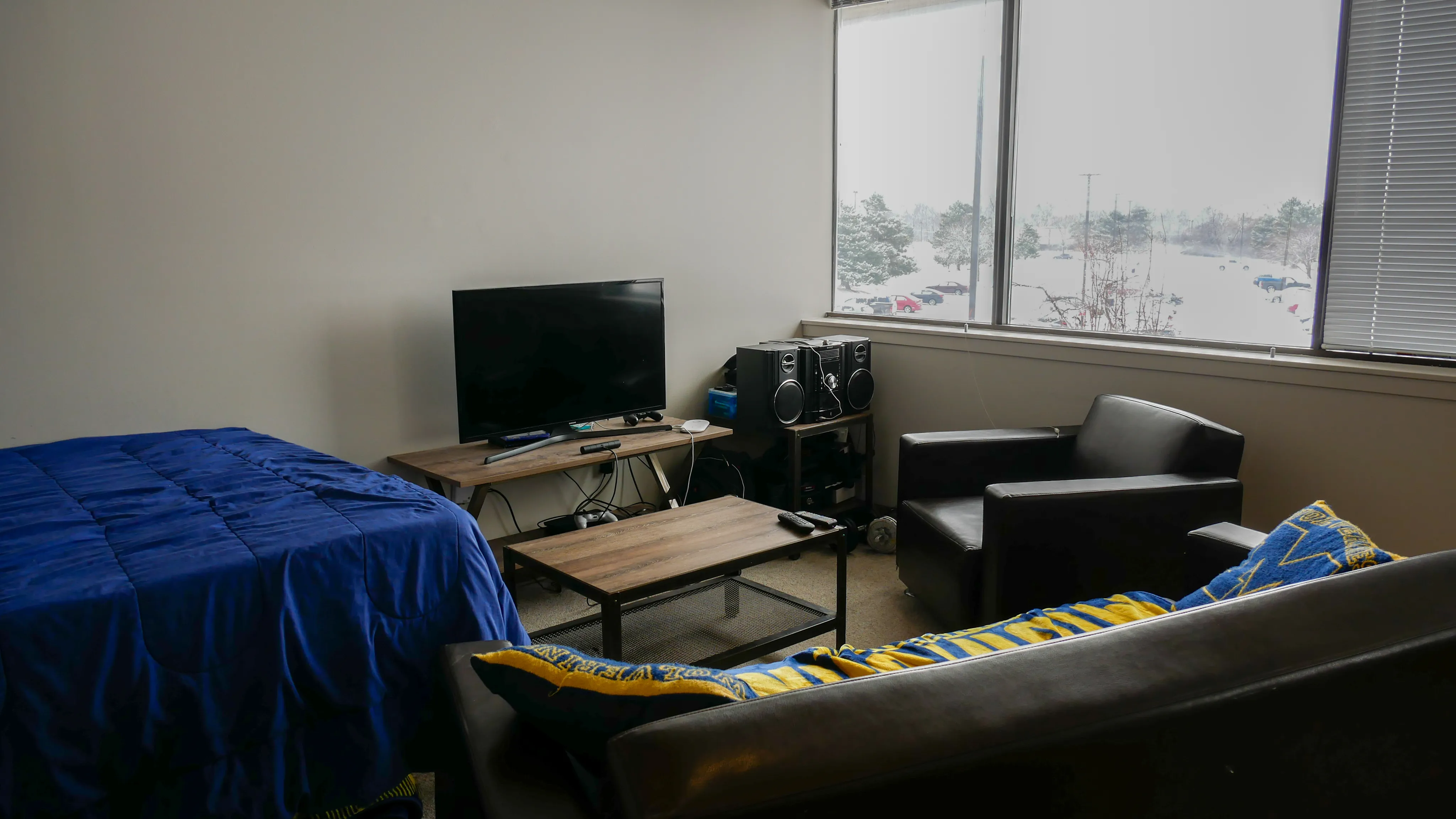 Loft Studio DLX Living | The Union at Dearborn | Dearborn Apartments