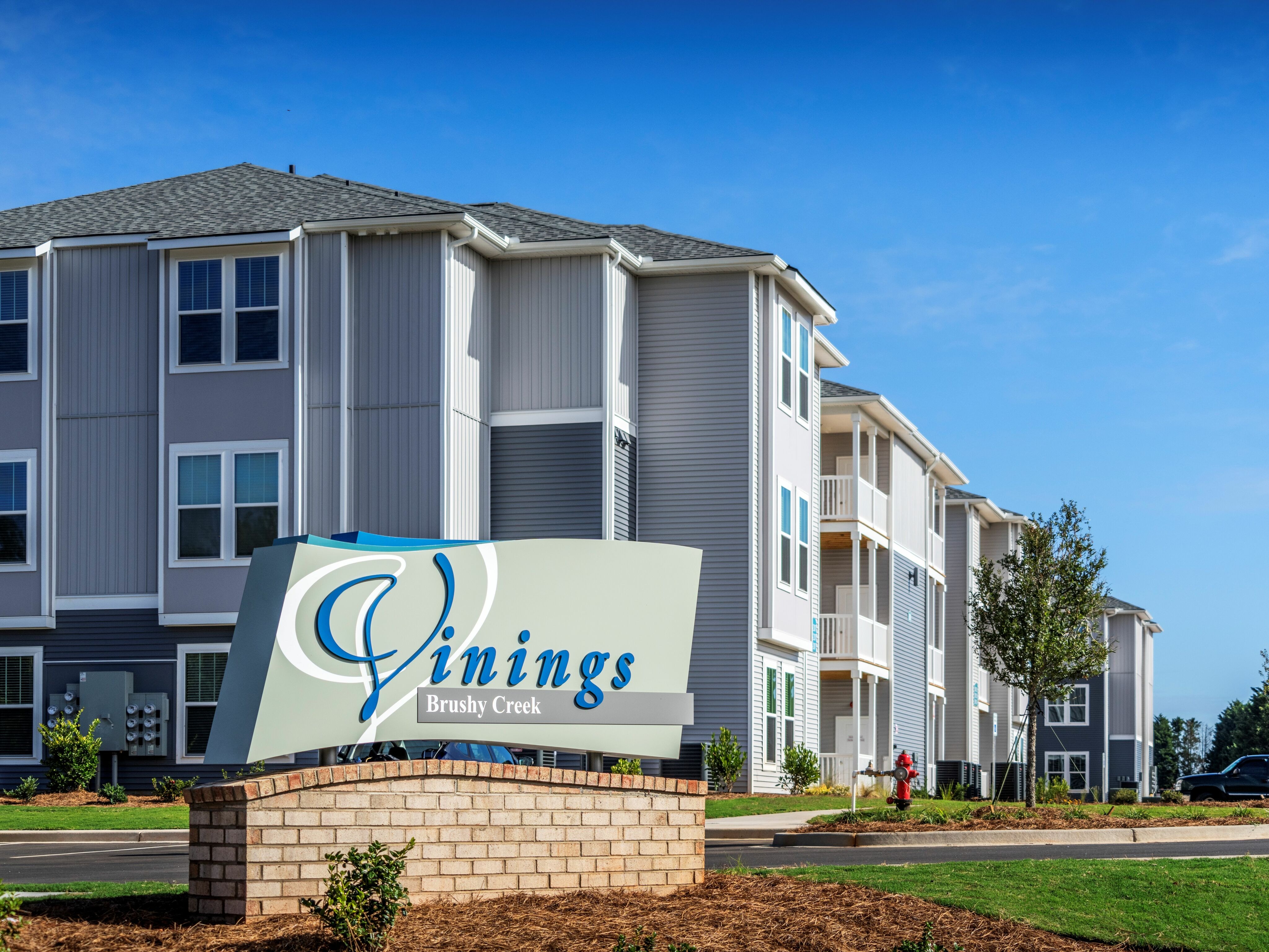 Photos & Tours Vinings Brushy Creek Apartments In Greer, SC