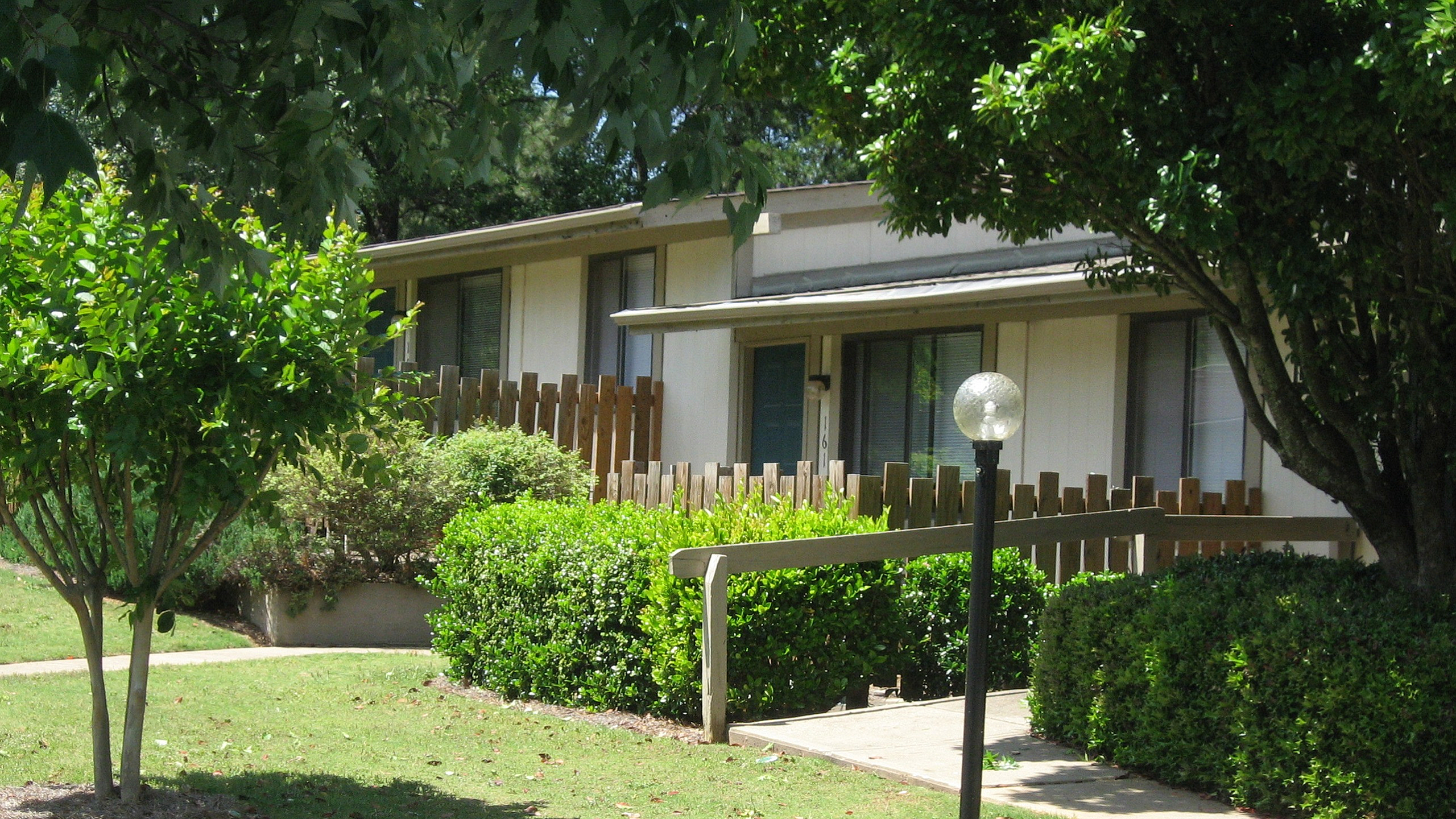 ravenwood exterior