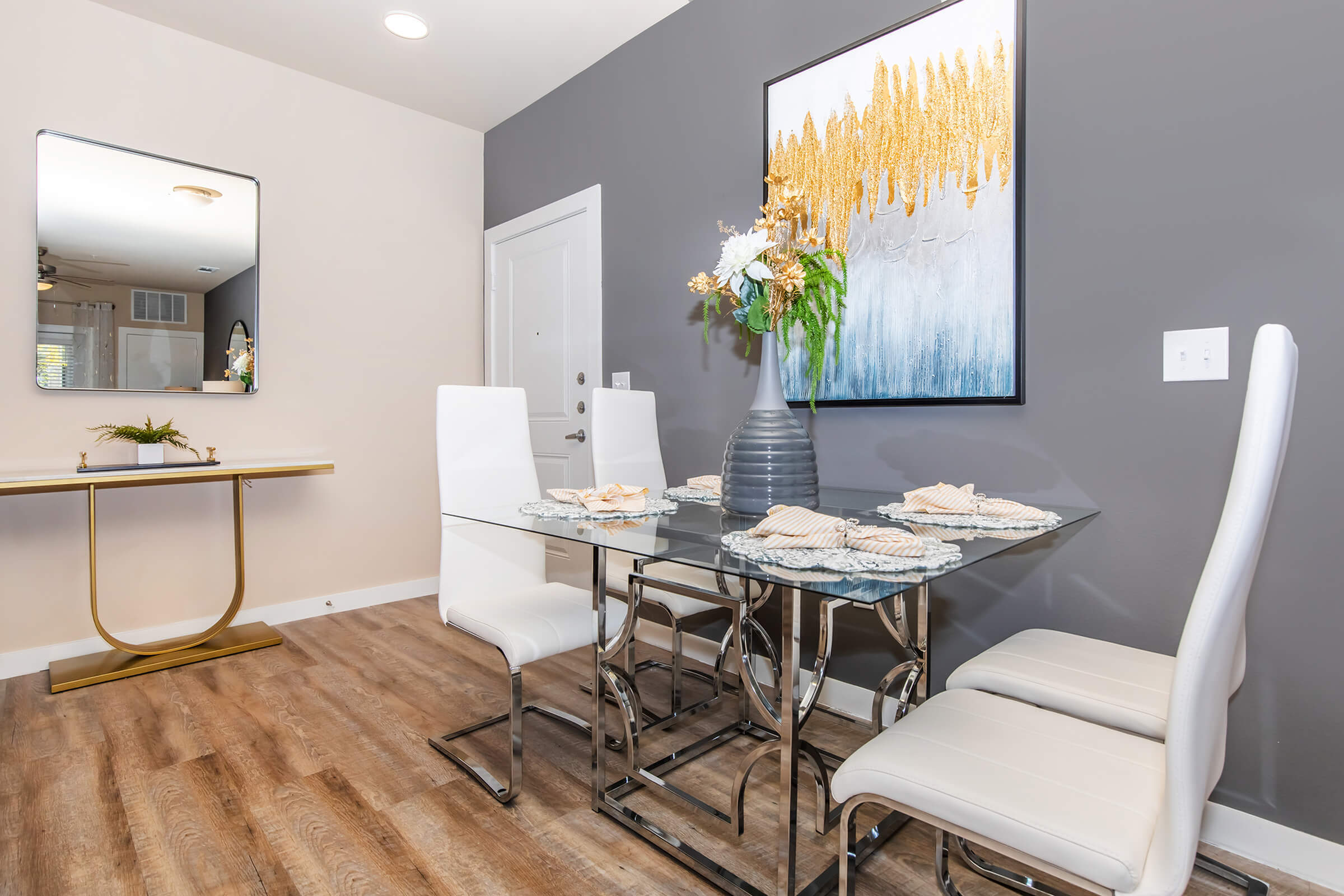 B Floor Plan, Dining Room