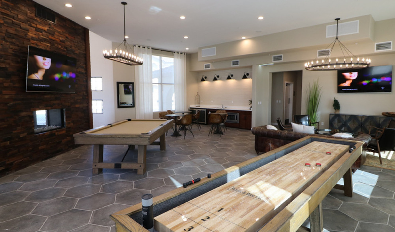 Clubhouse Lounge