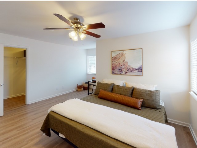 Deluxe bedroom | The Preserve at Tuscaloosa | UA Off Campus Housing