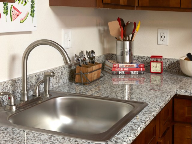 Granite Countertops in Kitchen  | Trifecta Apartments | Louisville, KY Apartments