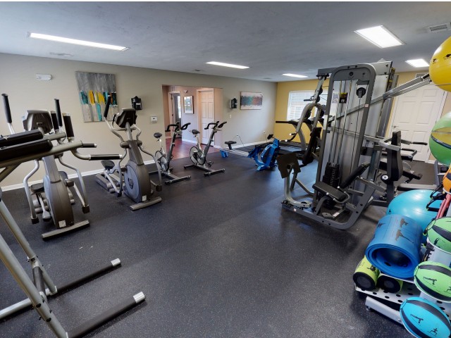 Community Fitness Center | Seminole Flatts | Apartments In Tallahassee