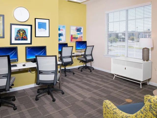 Computer Lab with Free Printing | Eagle Flatts | Student Apartments In Hattiesburg MS