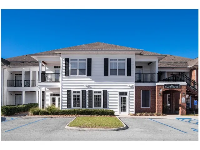 The Quarters | Lafayette LA Student Apartments