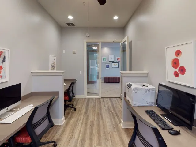 Resident Business Center | The Quarters | Lafayette University Apartments for Rent
