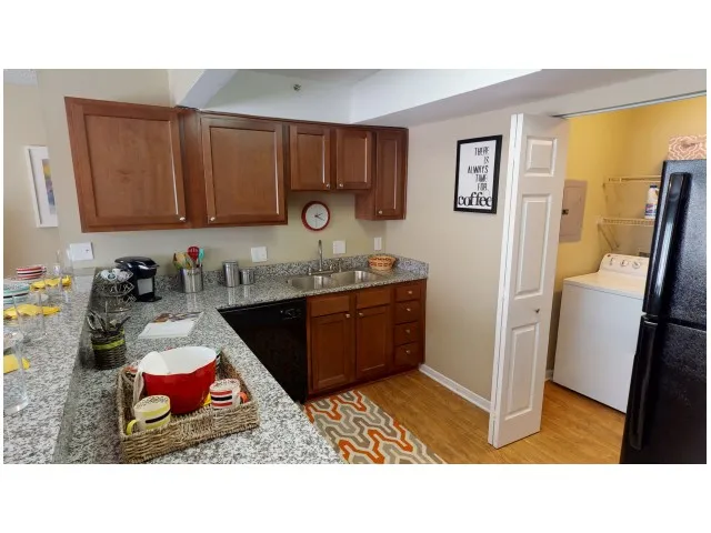Granite Countertops | Kitchen | Hawks Landing | Oxford Ohio Student Rentals