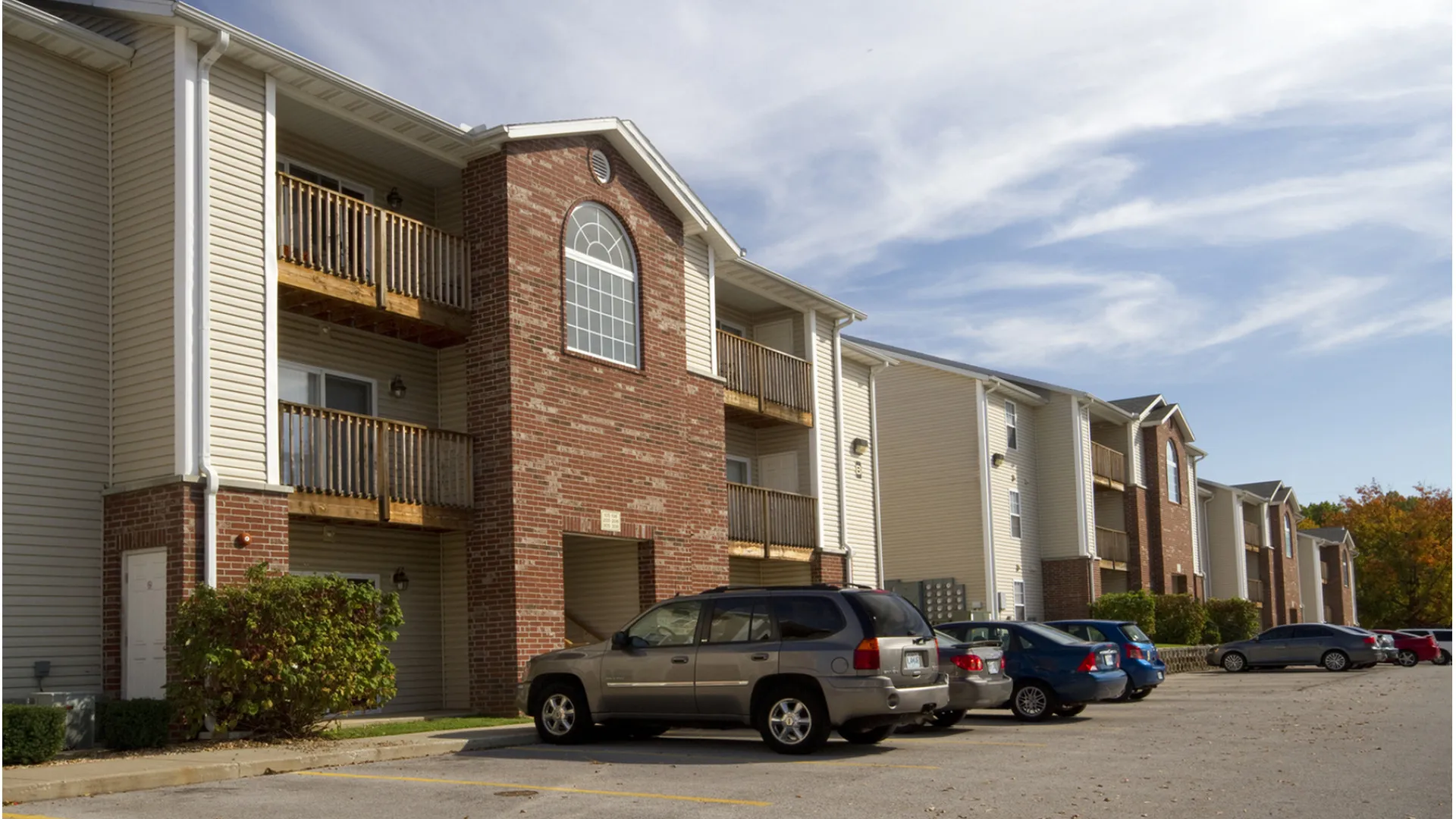 Plainview Park Apartments In Springfield, MO