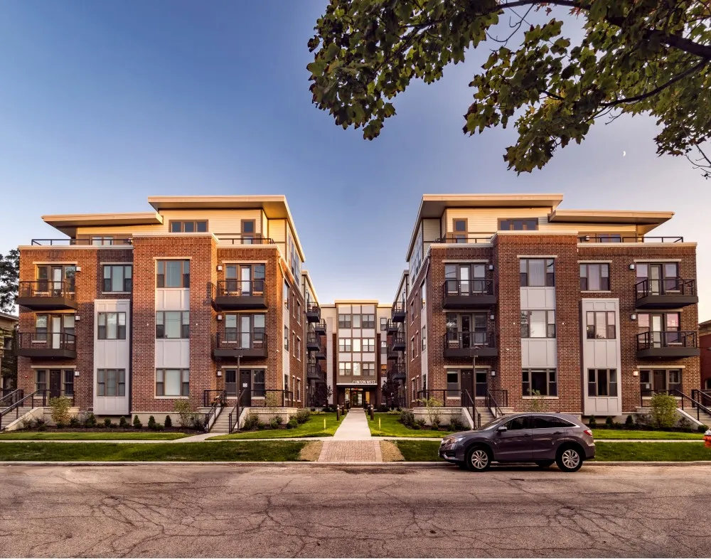 Clinton West Luxury Apartments