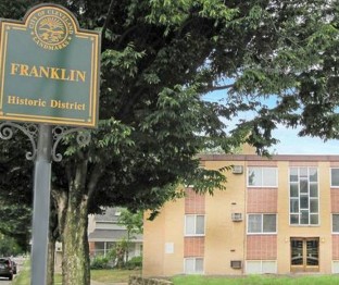 Franklin Manor