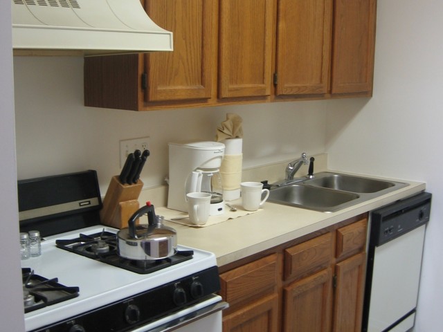 Image of Dishwasher for Woodland Plaza Apartments