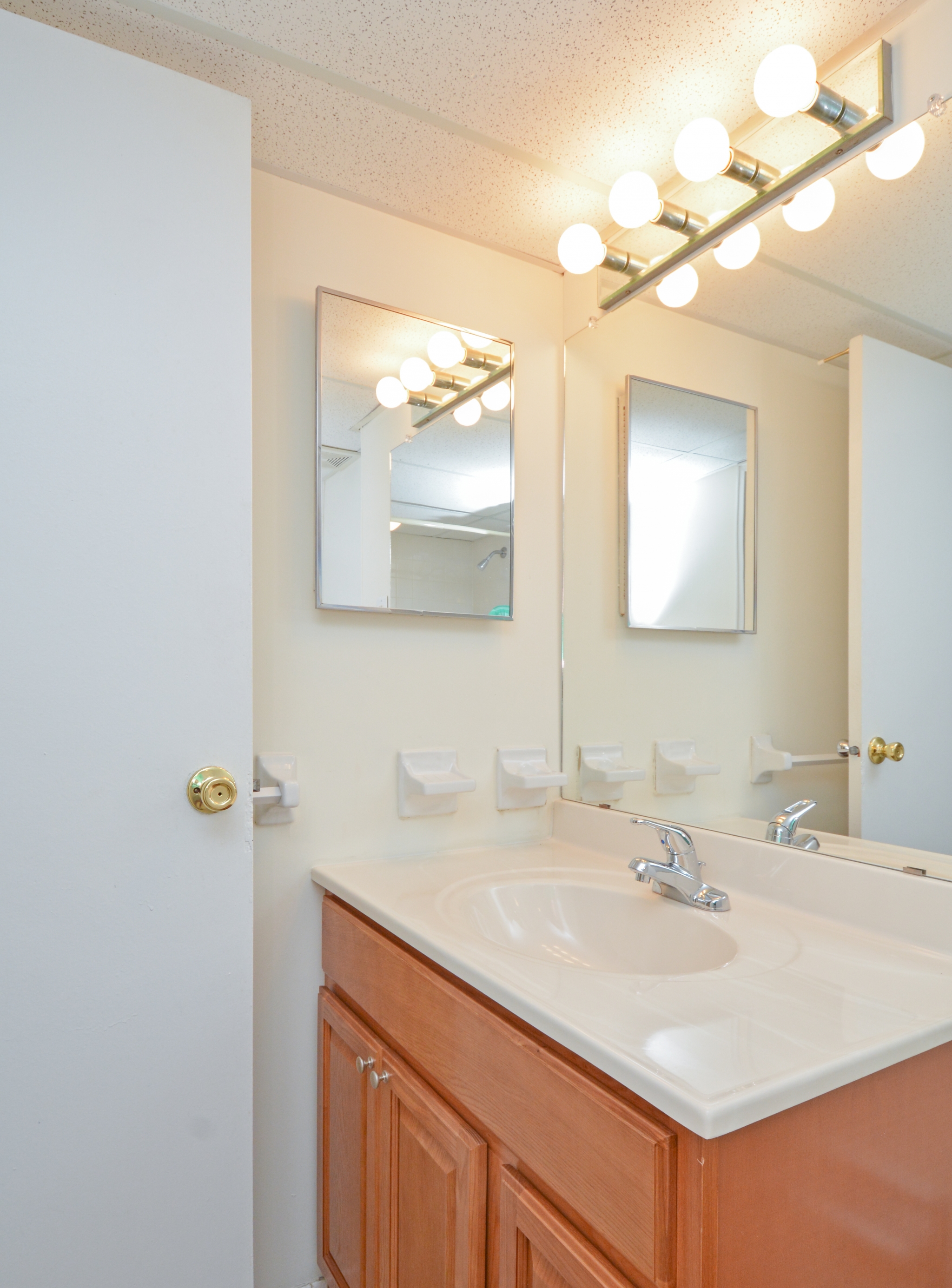 Spacious Master Bathroom | Apartments Homes for rent in Dover, DE | Lake Club Apartments