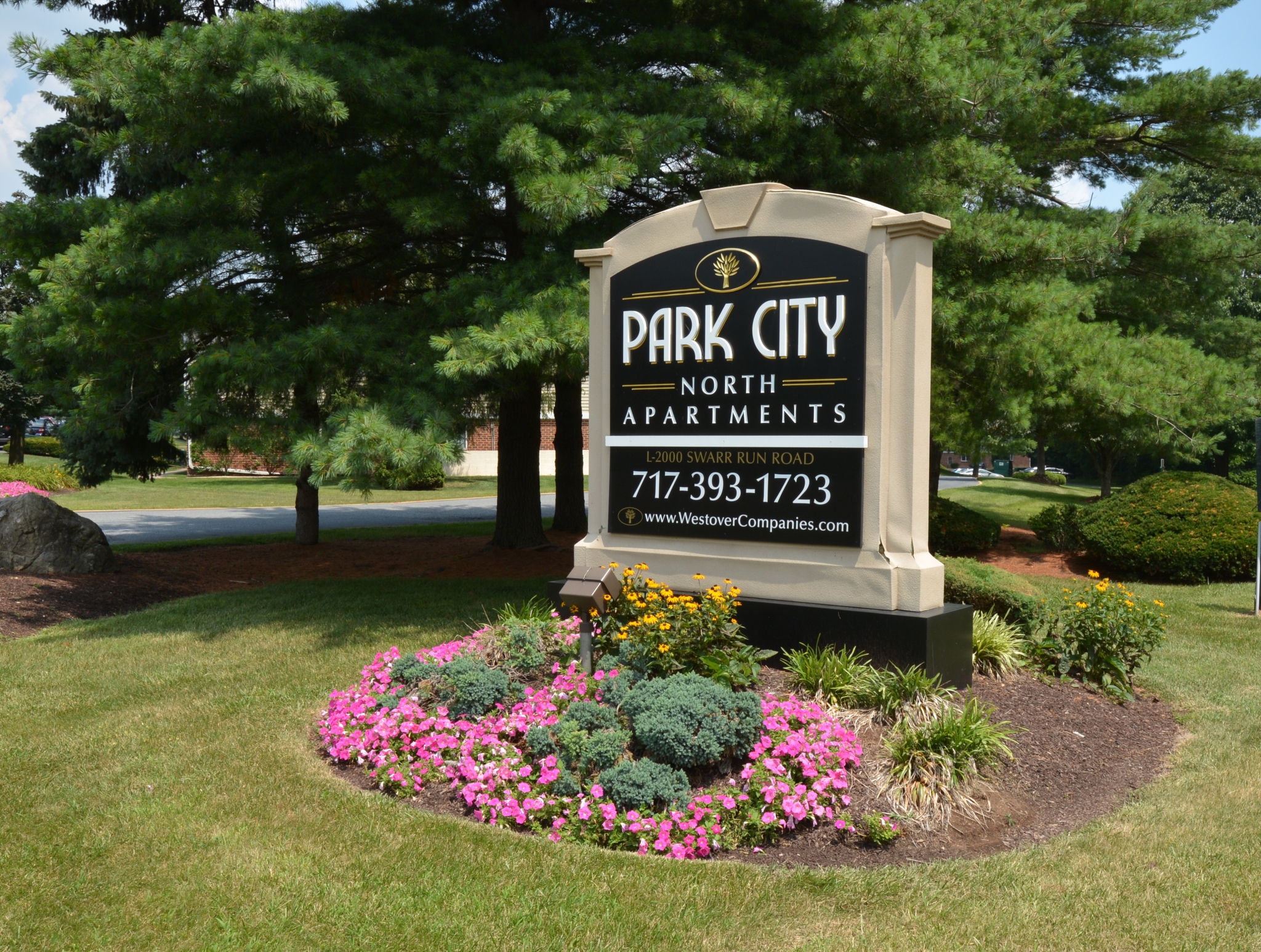 Park City Welcome Sign | Apartment Complex Lancaster PA
