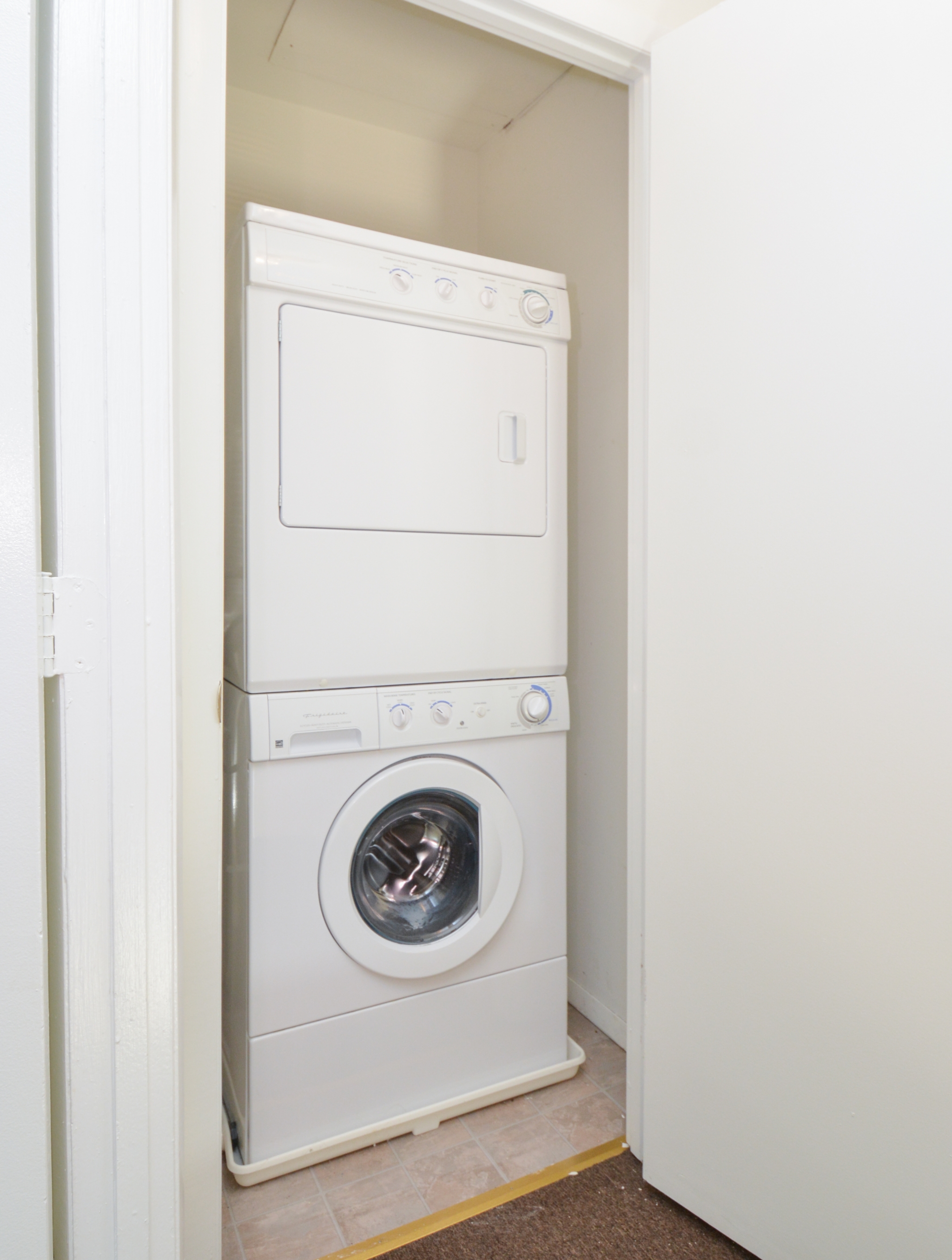 Independence Crossing Laundry Room | Apartments in Phoenixville PA