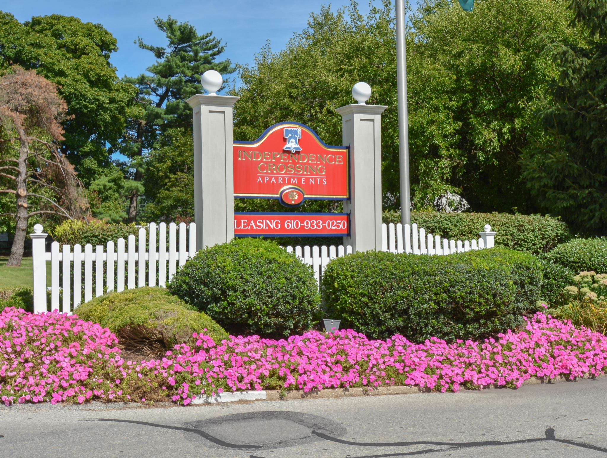 Independence Crossing Red Welcome Sign | Apartments in Phoenixville PA