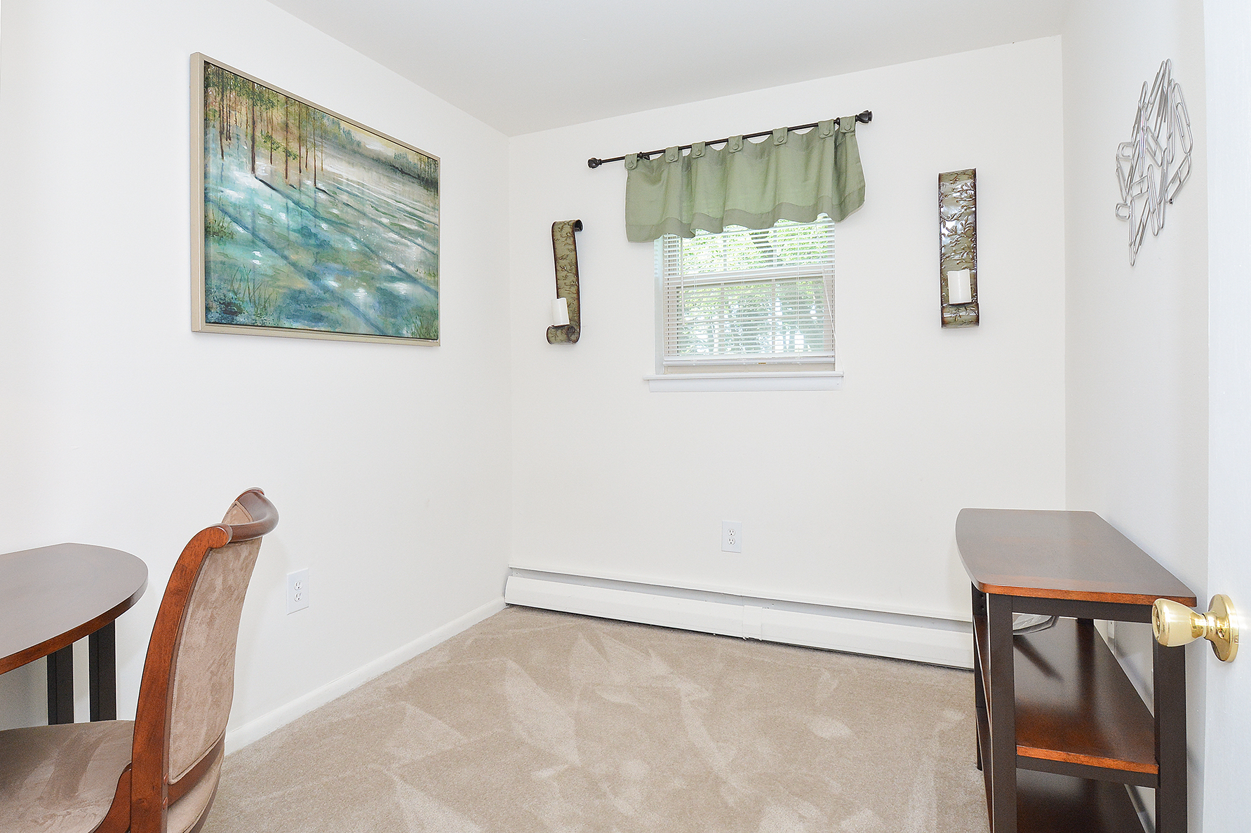 Spacious Bedroom | Claymont DE Apartment Homes | Naamans Village Apartments