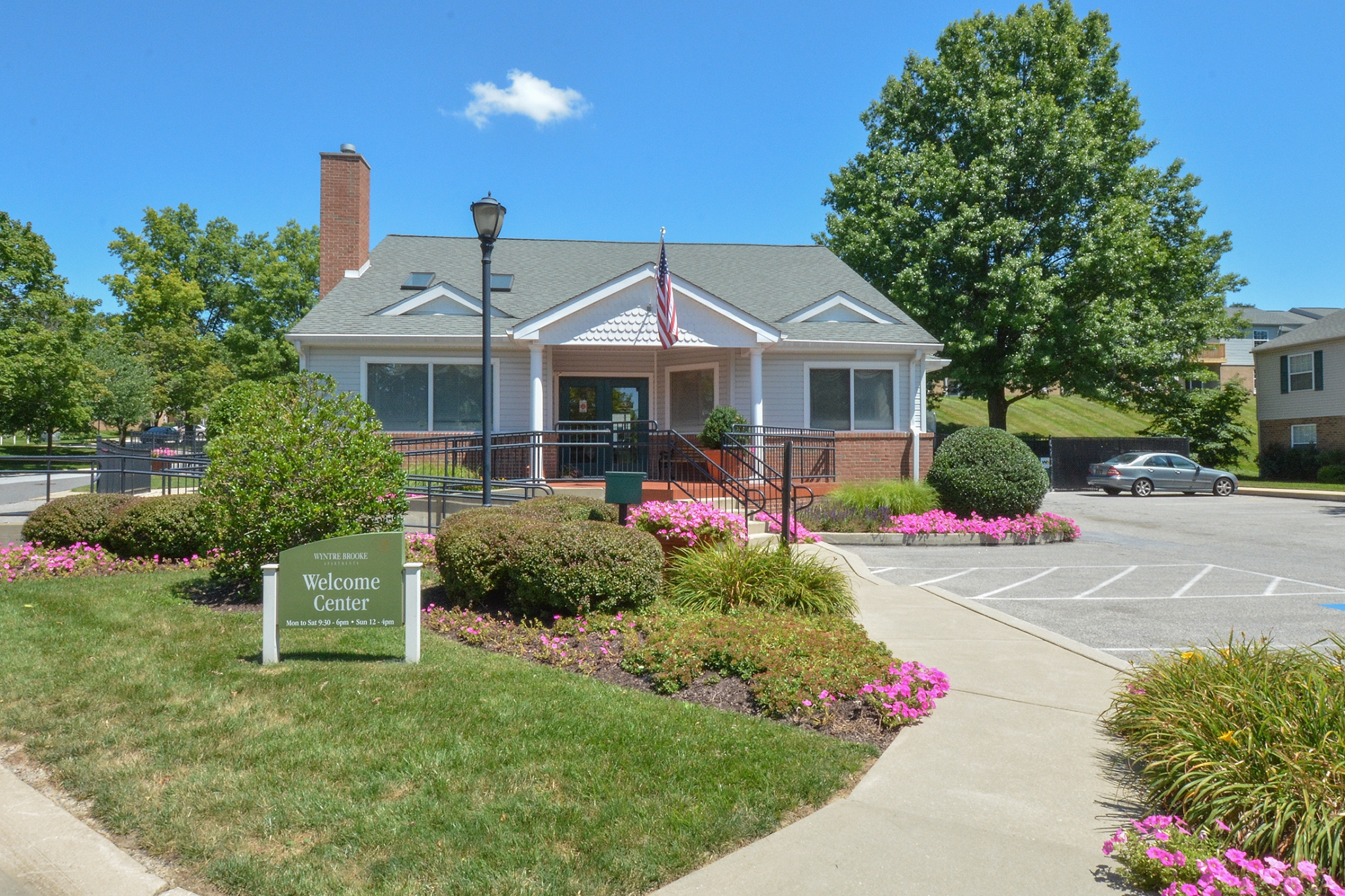 Wyntre Brooke Leasing Center Exterior | Apartments Near West Chester