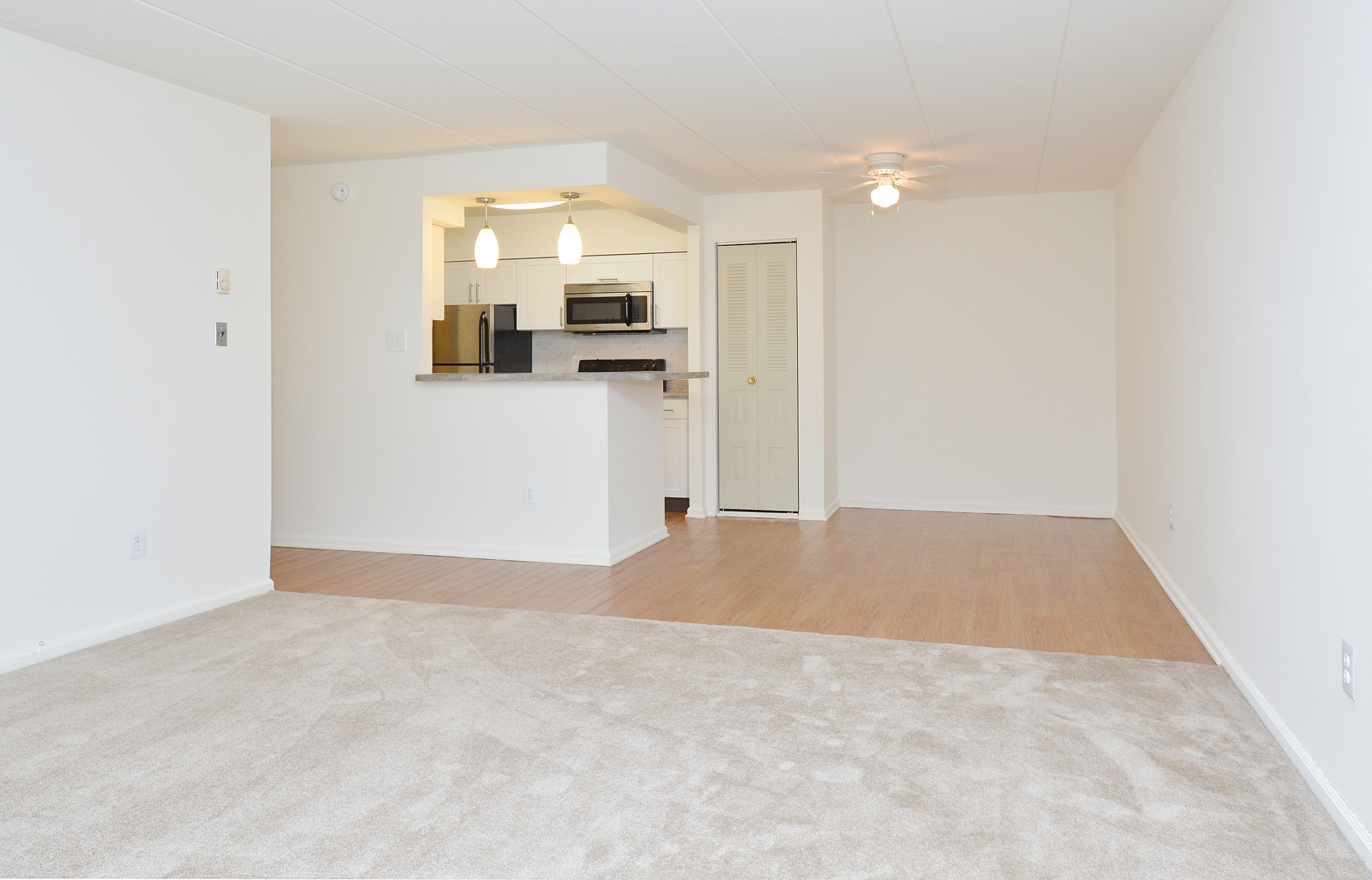 Apartments in King Of Prussia Amenities at The Lafayette at Valley