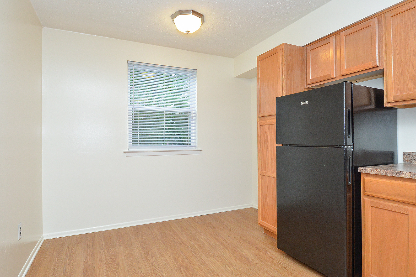Elegant Kitchen | Apartments in Willow Grove, PA | Willow Run Apartments