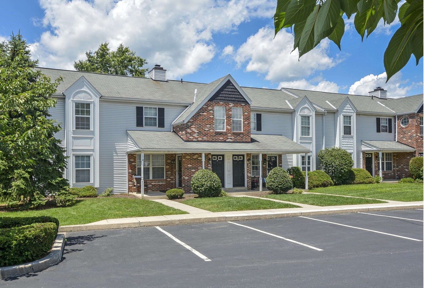 Apartments in Reading Amenities at Victoria Crossing Apartments