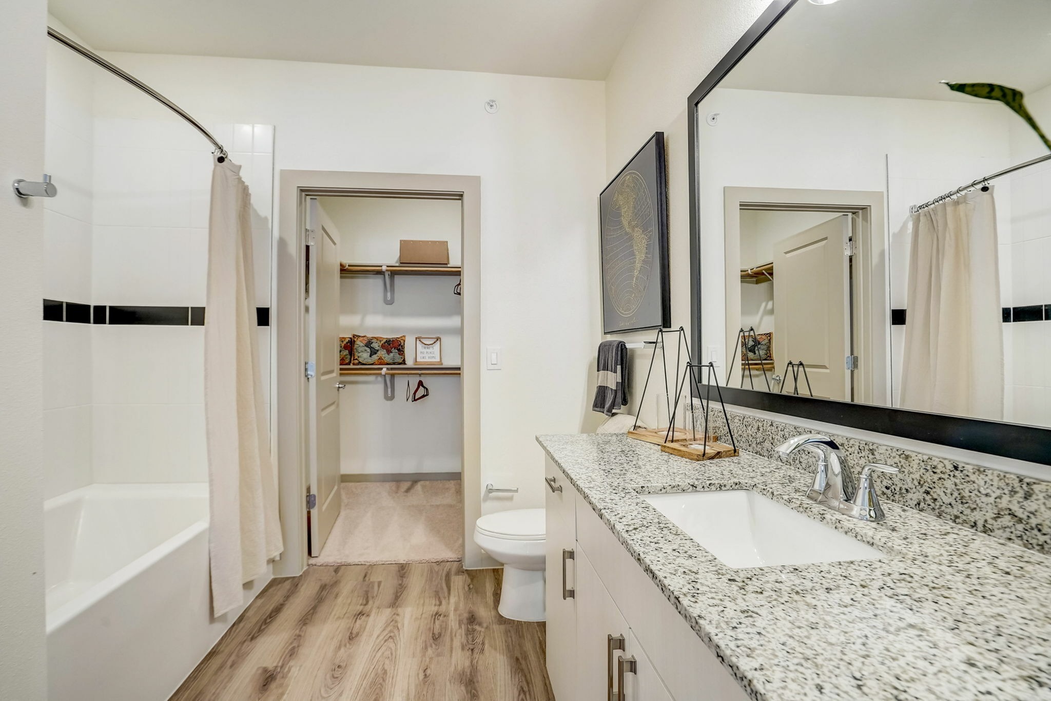 Katy, TX Apartments | Gallery | The Vic at Jordan Ranch