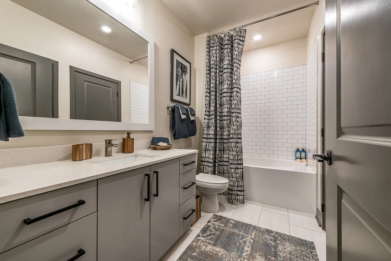 Spacious Bathroom