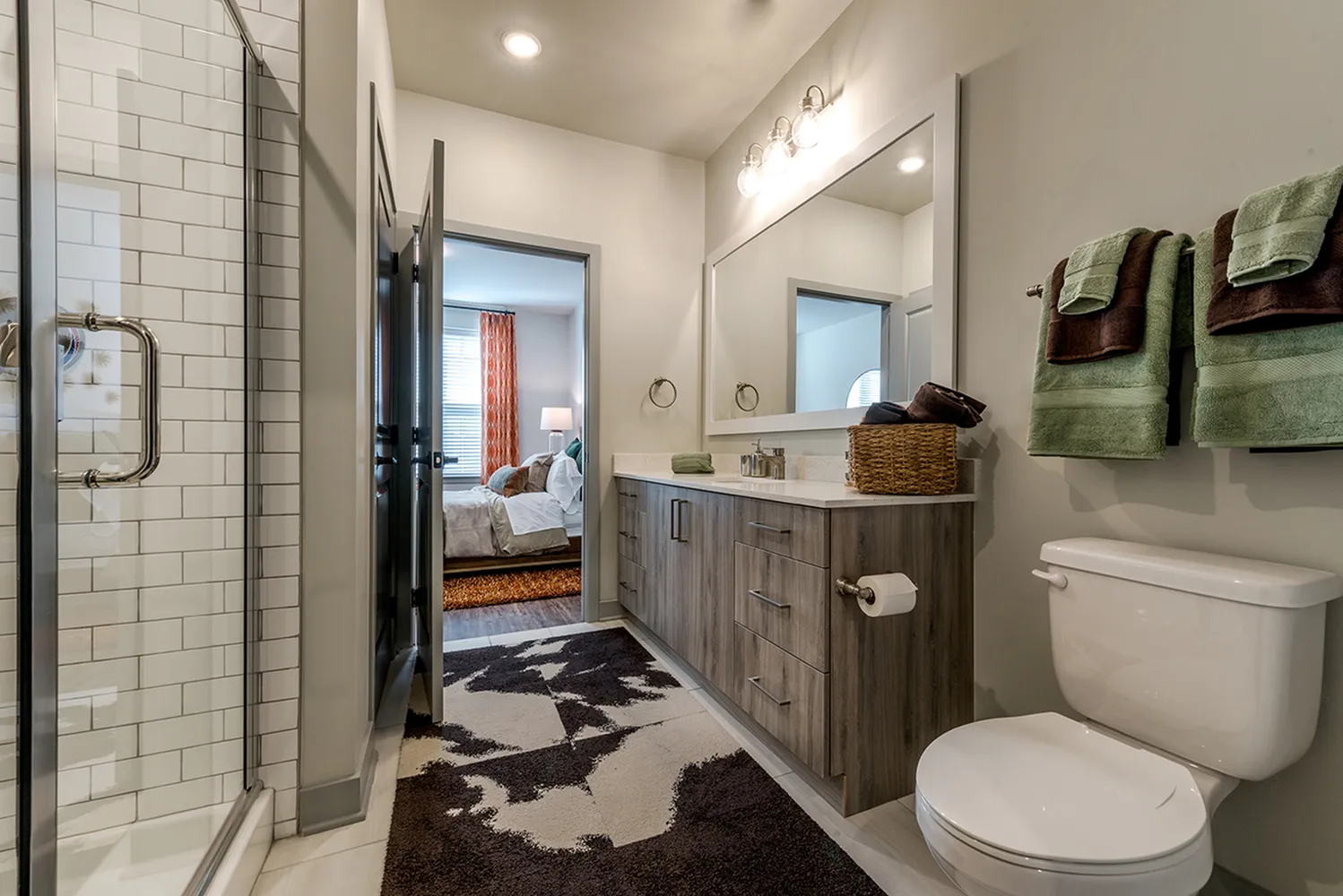 Spacious Bathroom