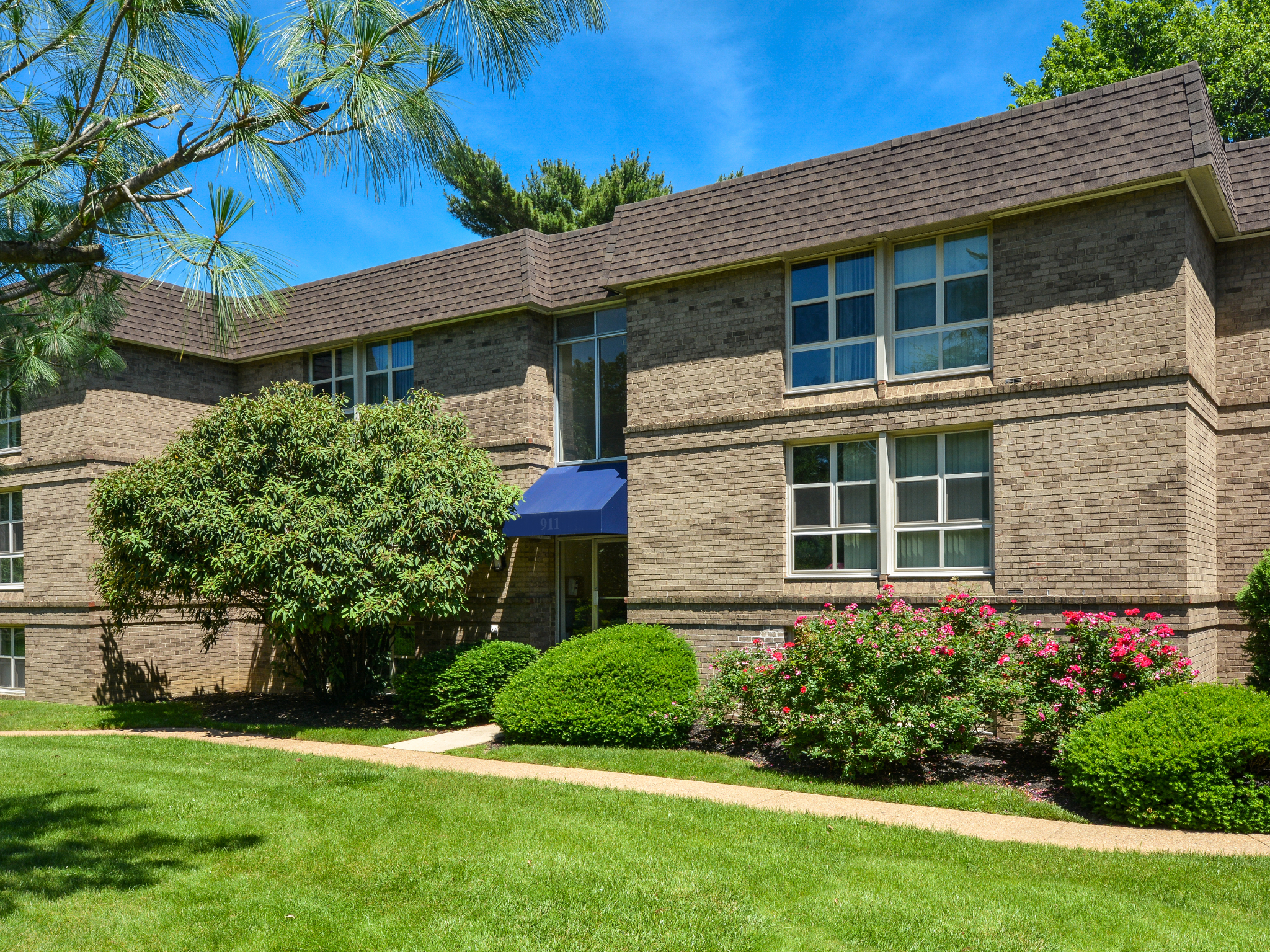Exterior view of leasing office