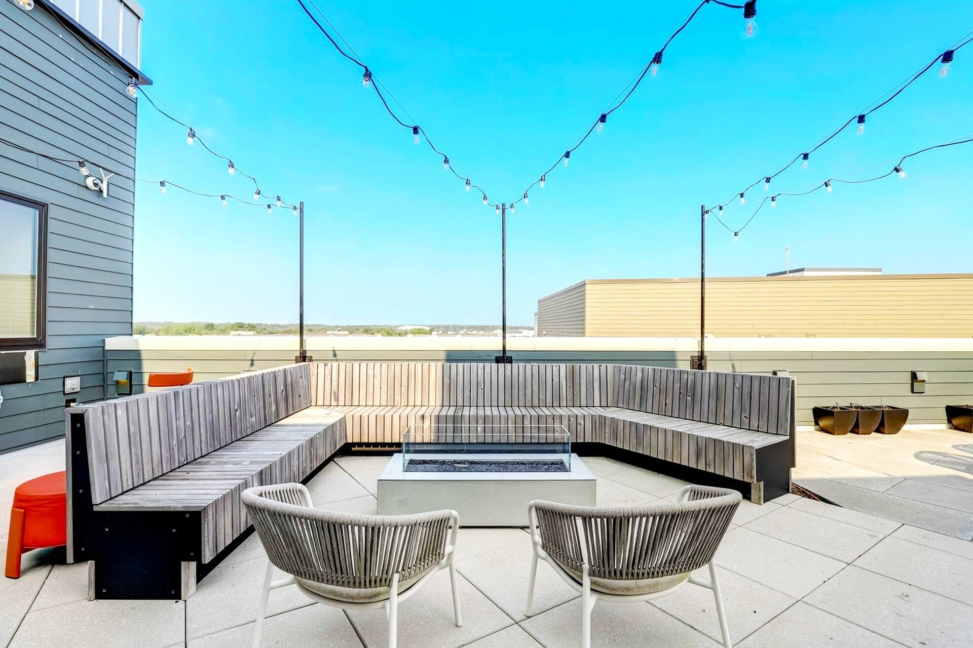 Rooftop Firepit Lounge