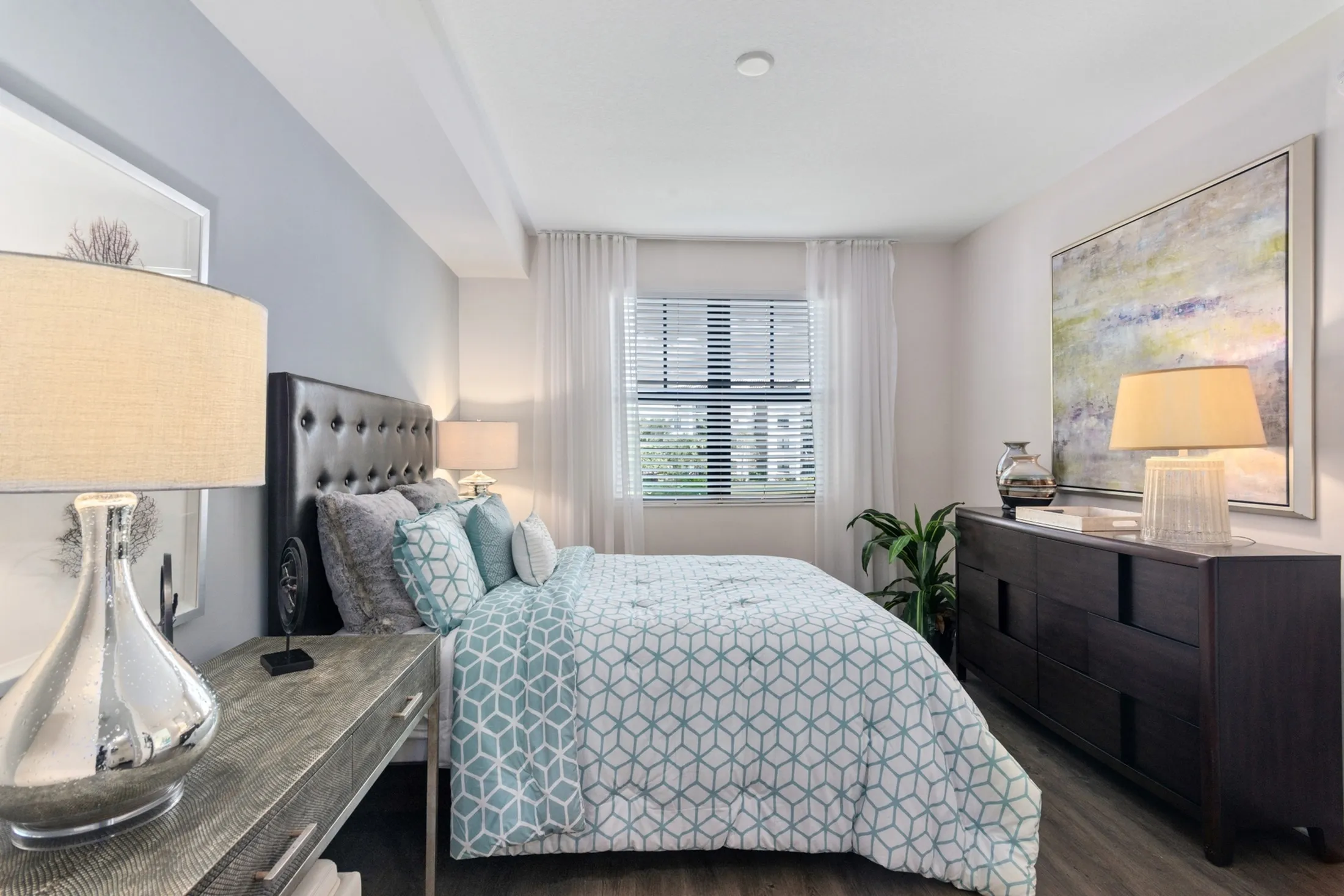 Model Bedroom