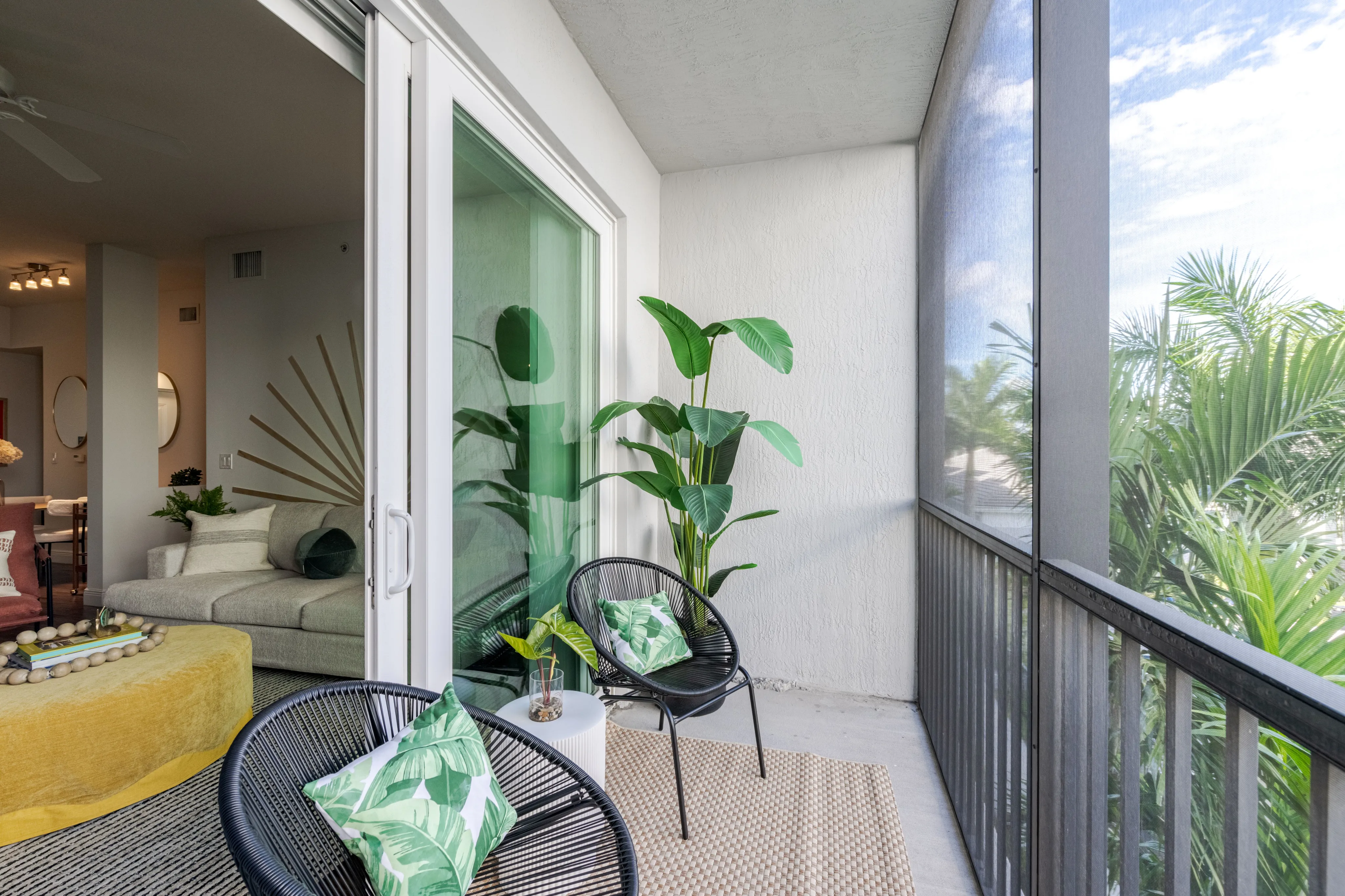 Model Balcony