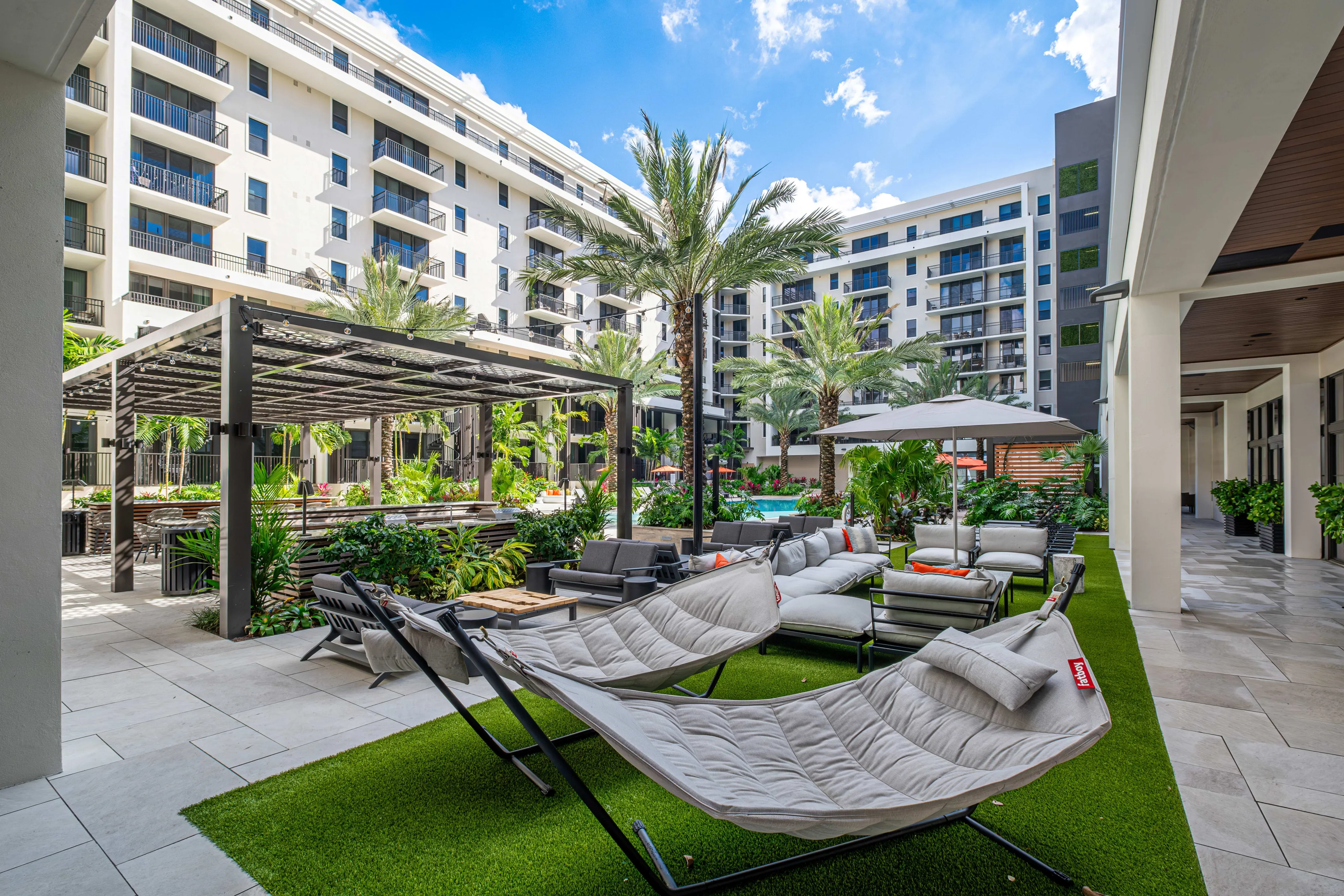 Courtyard Seating
