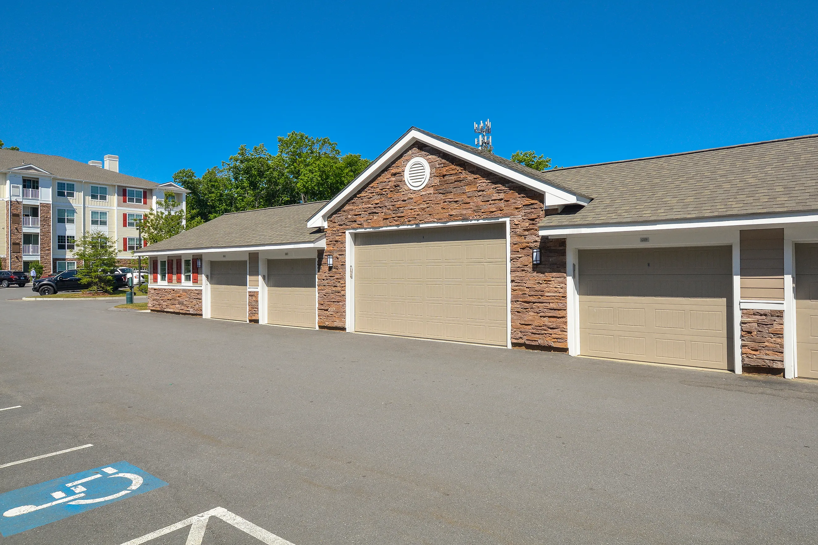 Private Garage Parking