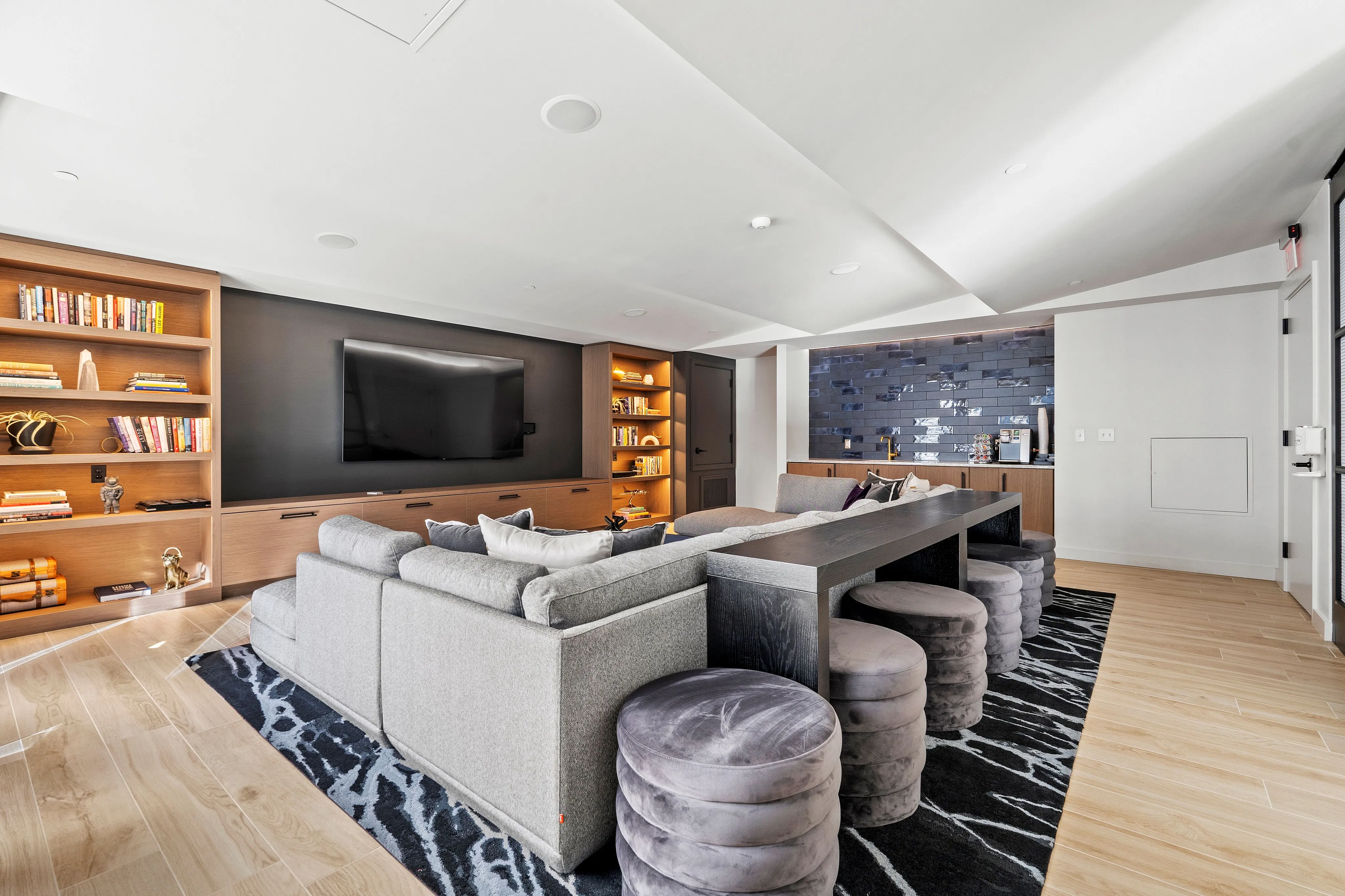 Media Lounge