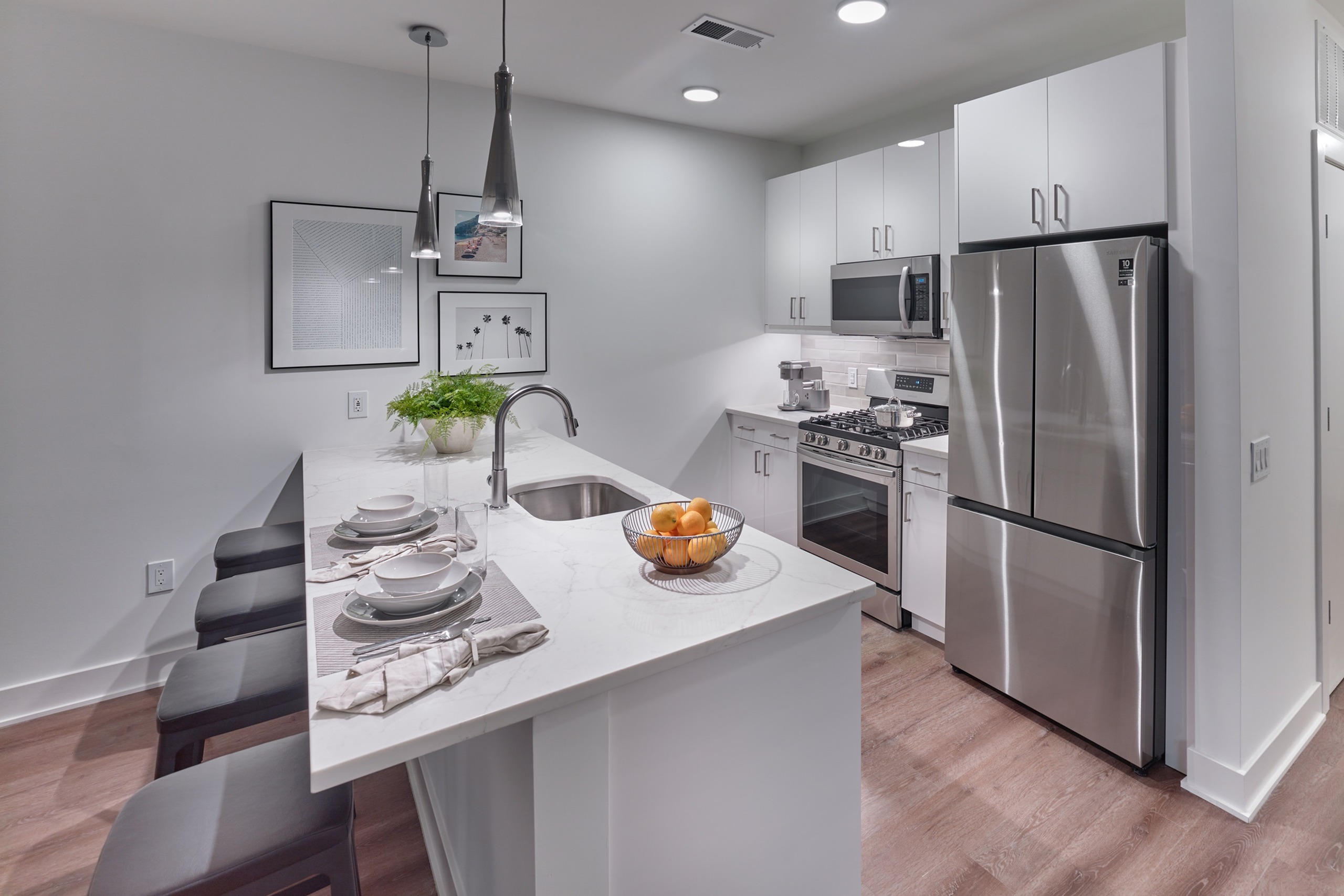 Calacatta Valentin Quartz Countertops