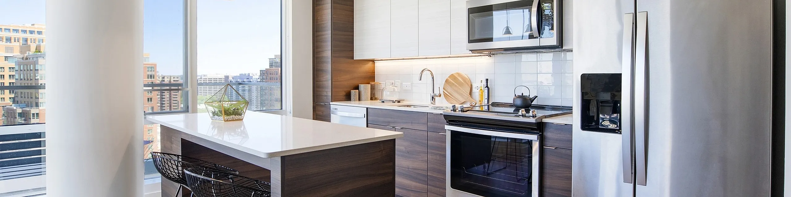 model apartment kitchen