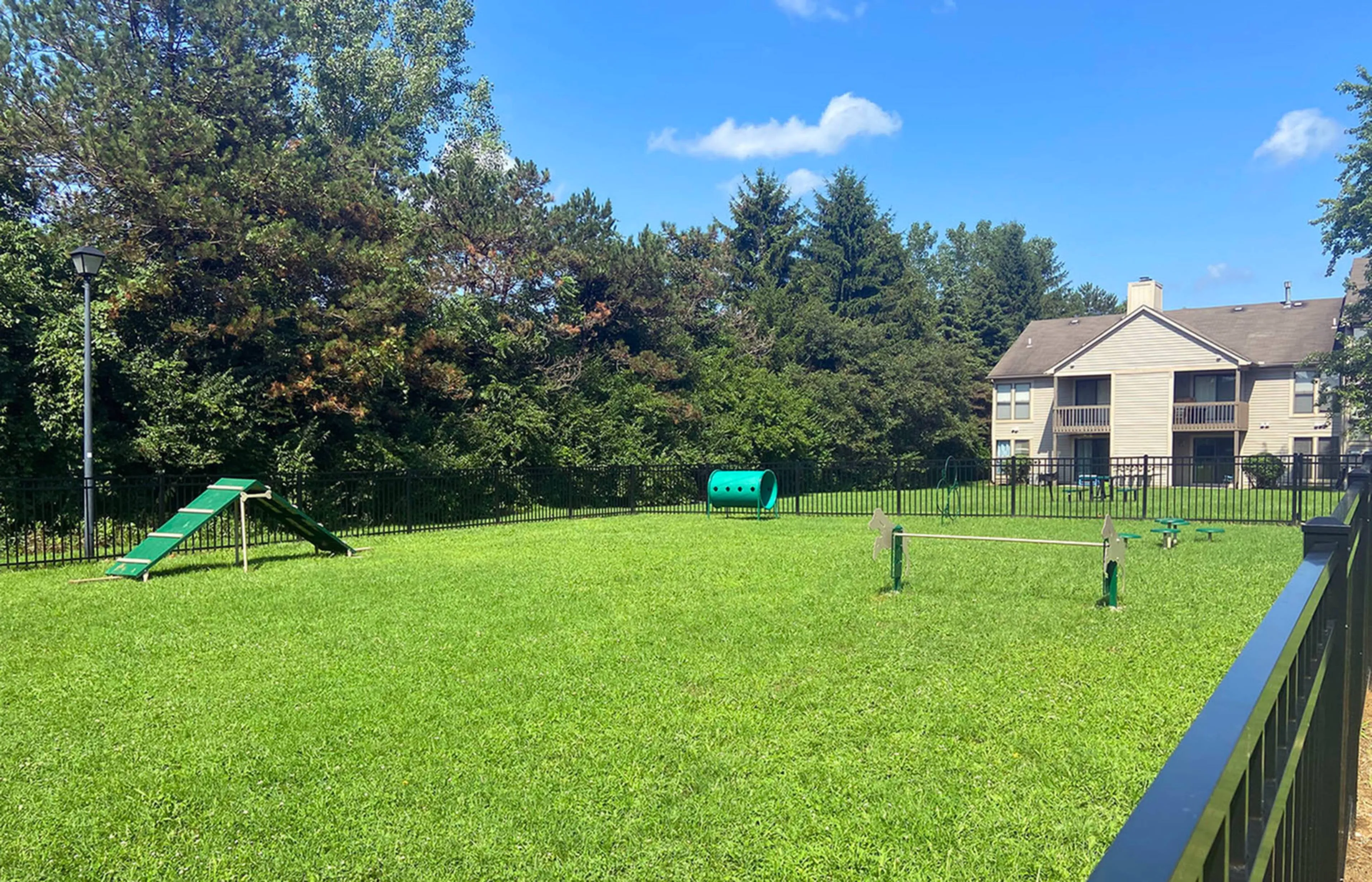 Dog Friendly  | Highland Park | Columbus Apartments