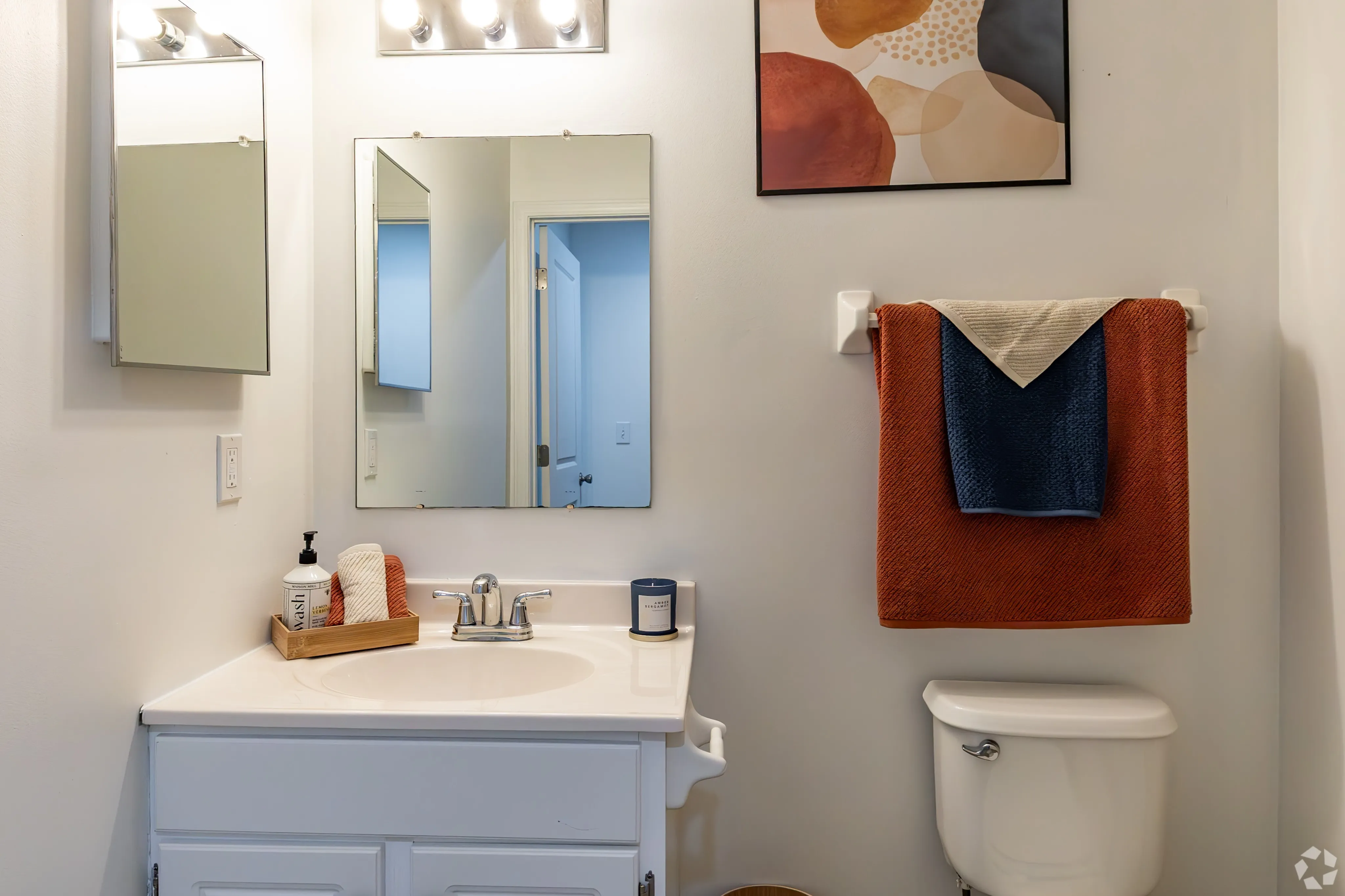 Hilliard Station | Hilliard, OH | Bathroom