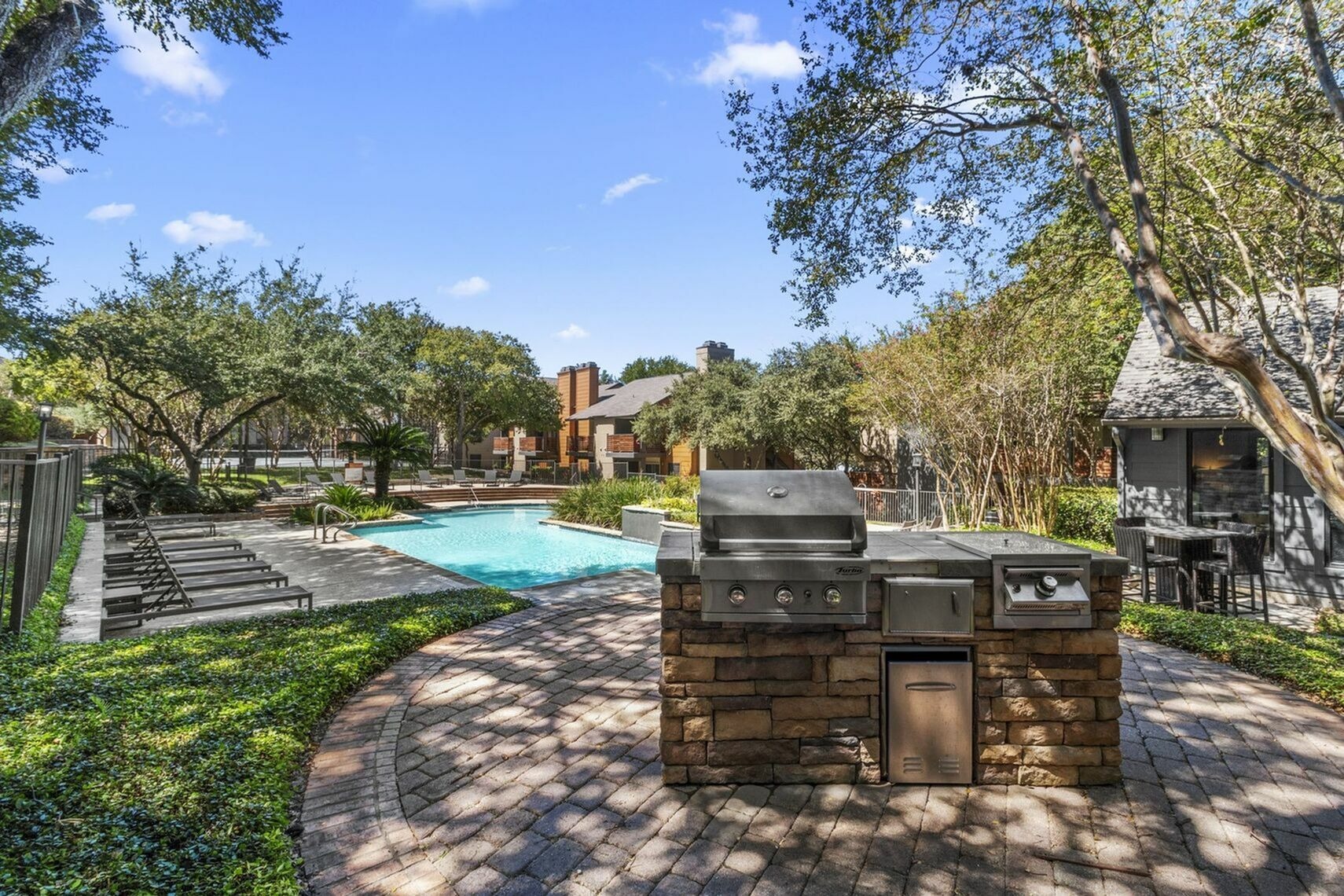 Renata on Fredericksburg | San Antonio, TX | Outdoor BBQ Grills