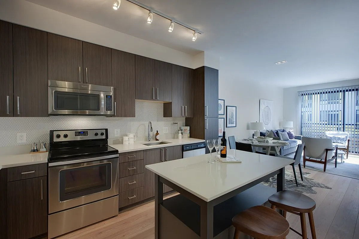 Fenwick Apartments | Silver Spring, MD