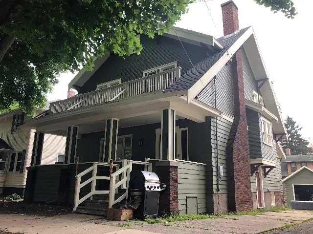 7 Lathrop St