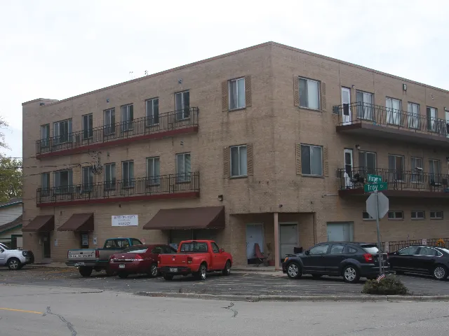 Harper Apartments