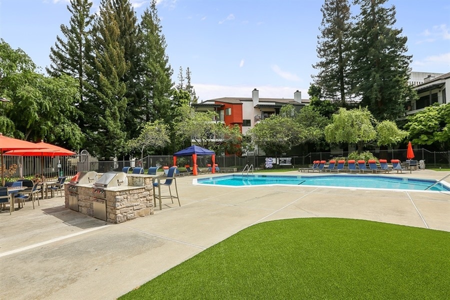 Neighborhood & Map Creekwood Apartments Hayward, CA