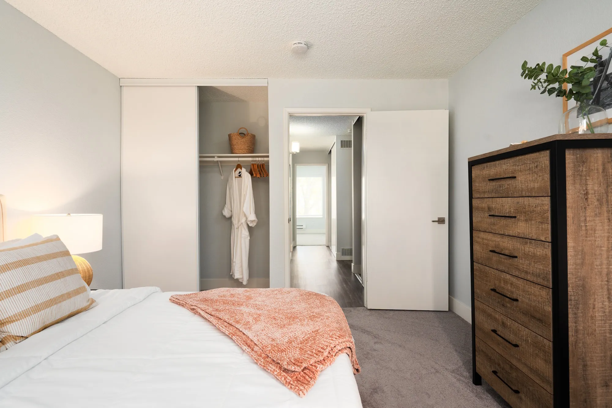 Closet | Apartments in Livermore, CA | The Arbors Apartments