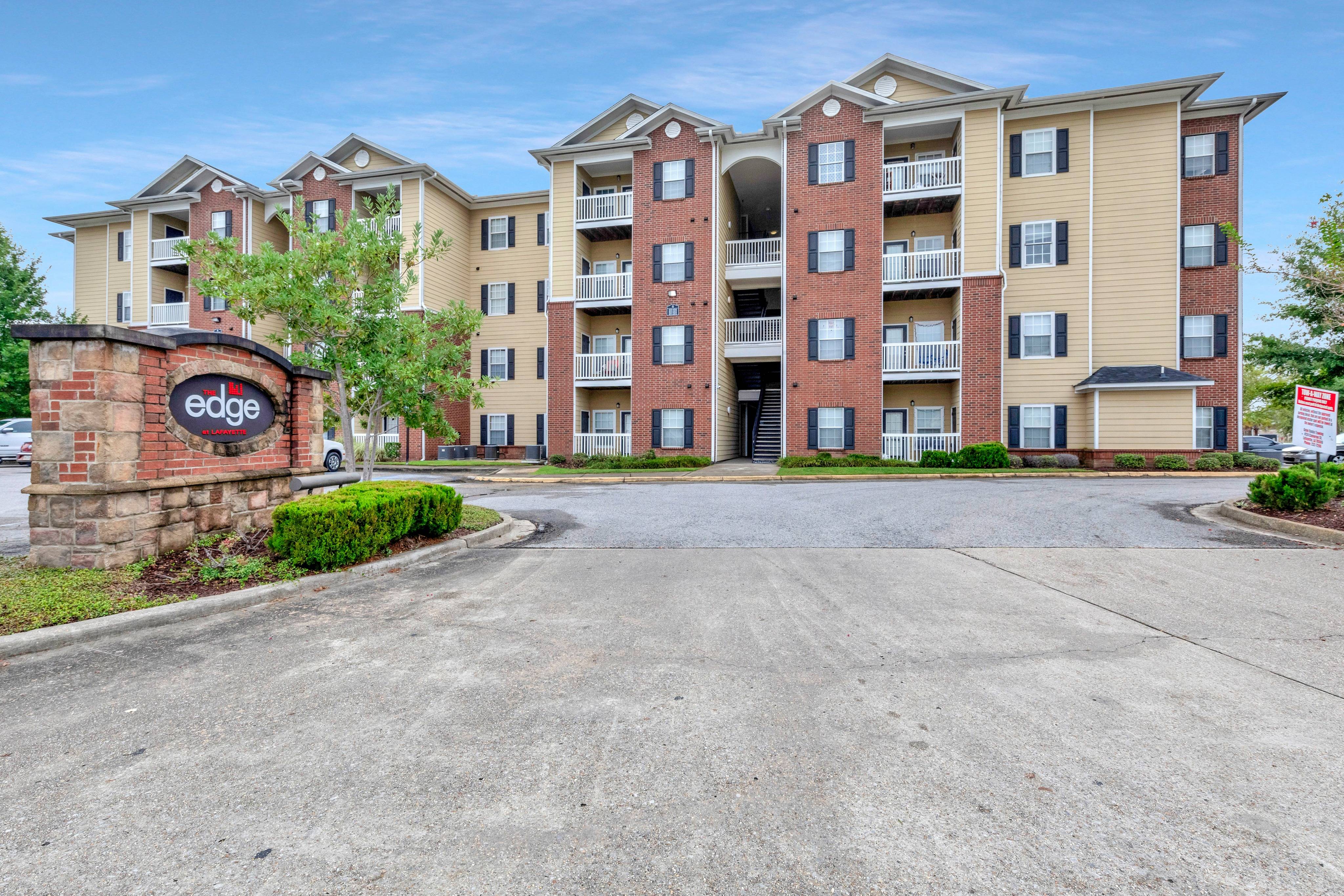 Apartments For Rent In Lafayette , LA | Edge At Lafayette | Official Site