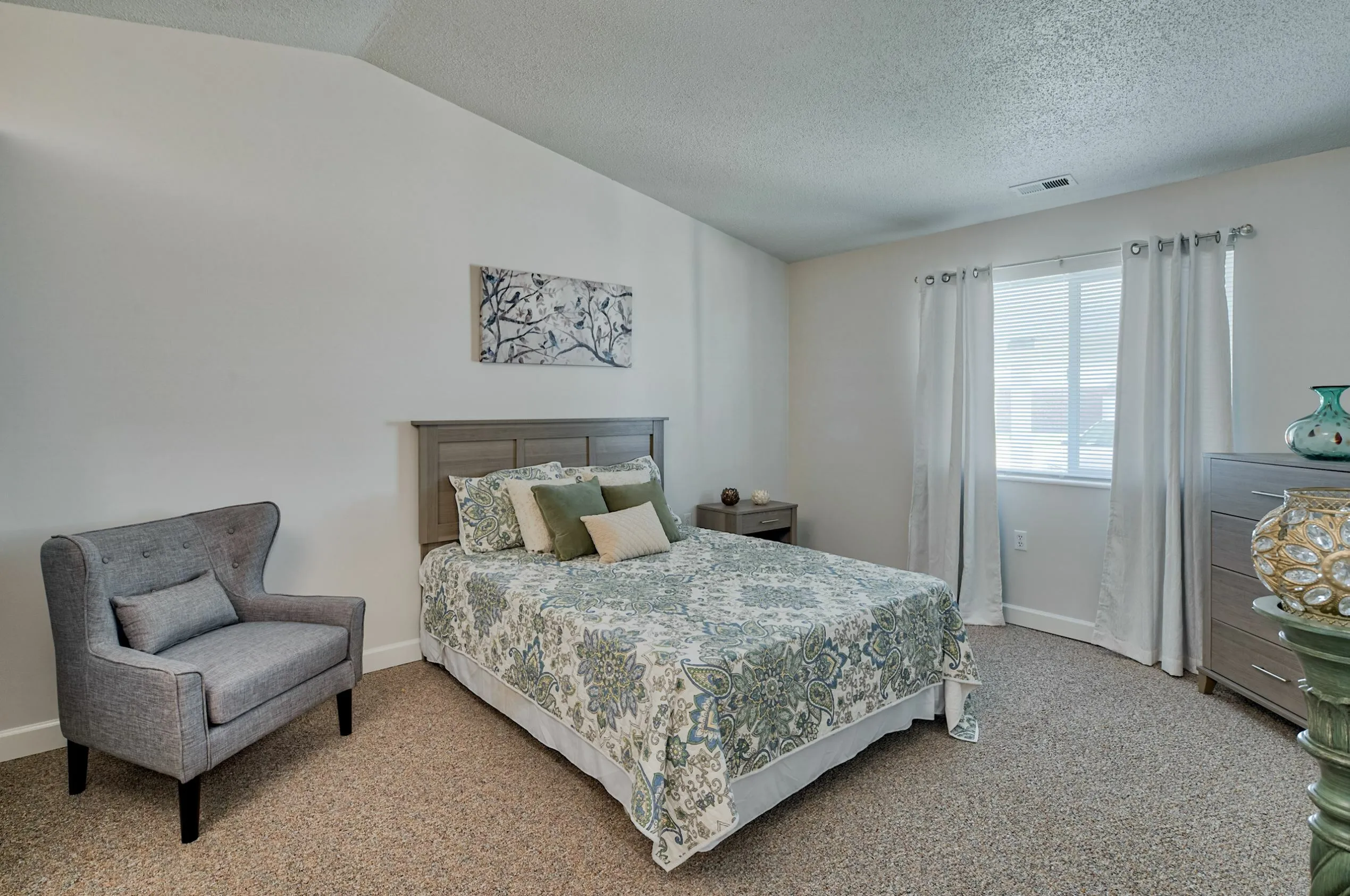 Picture of bedroom