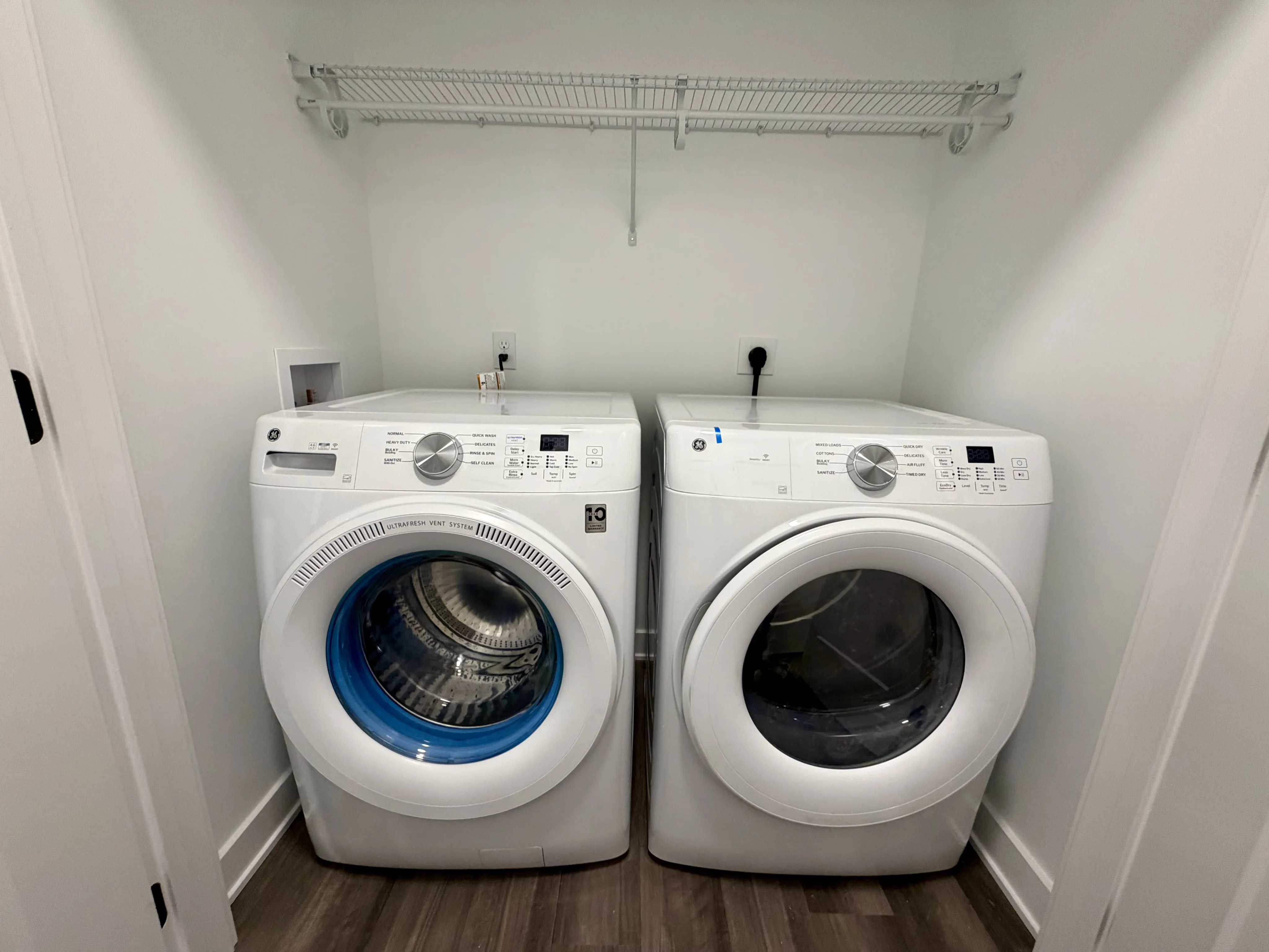 Washer & Dryer