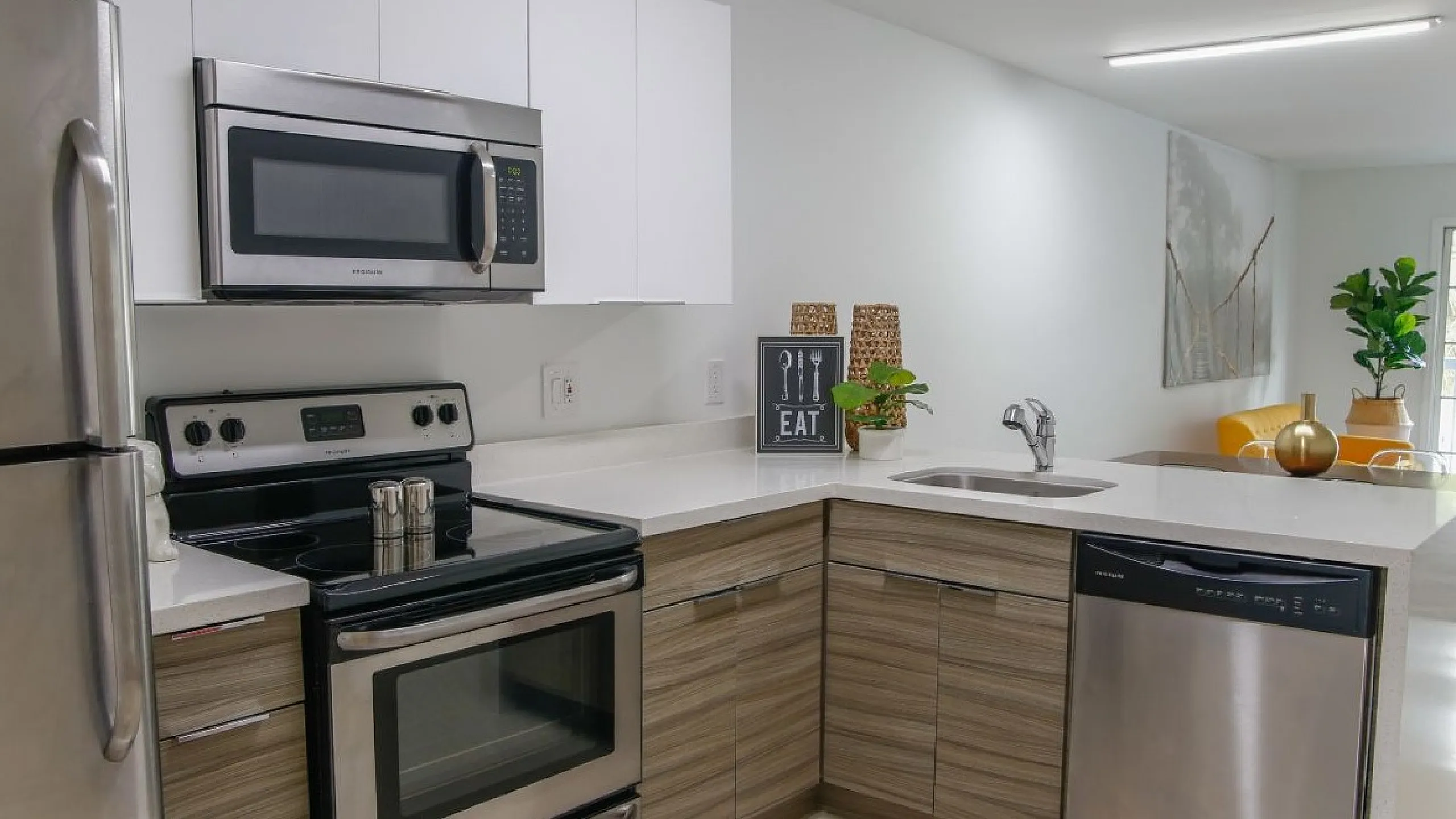picture of kitchen